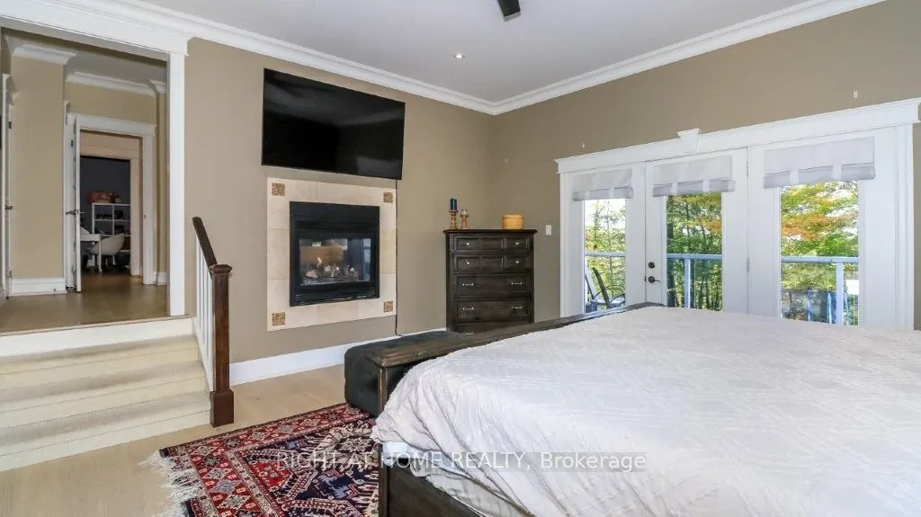 44 HIGHLAND Drive