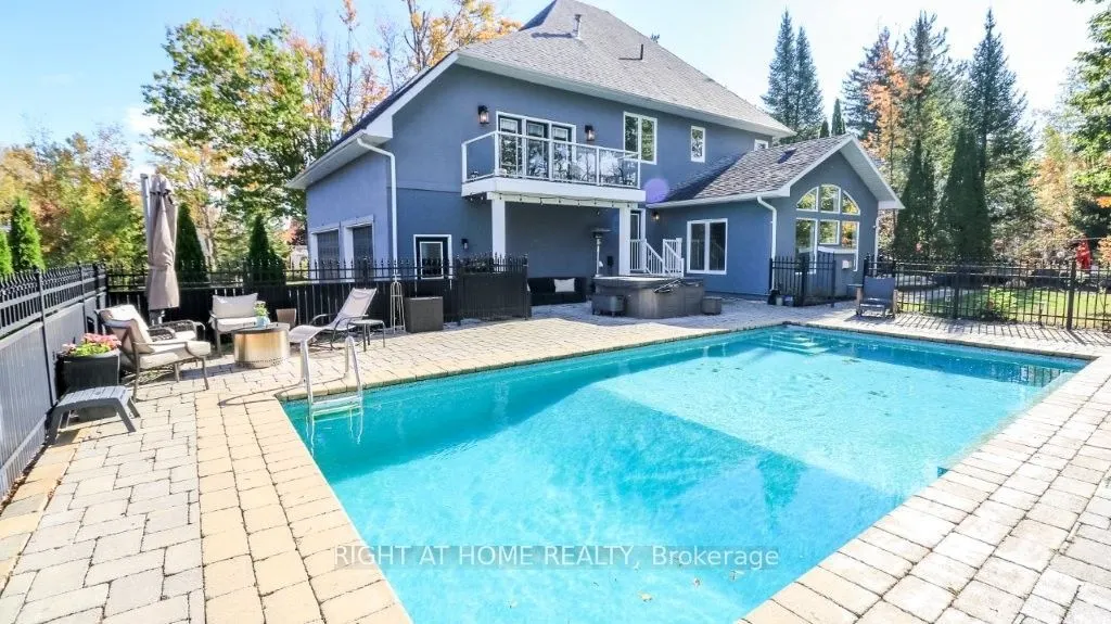 44 HIGHLAND Drive