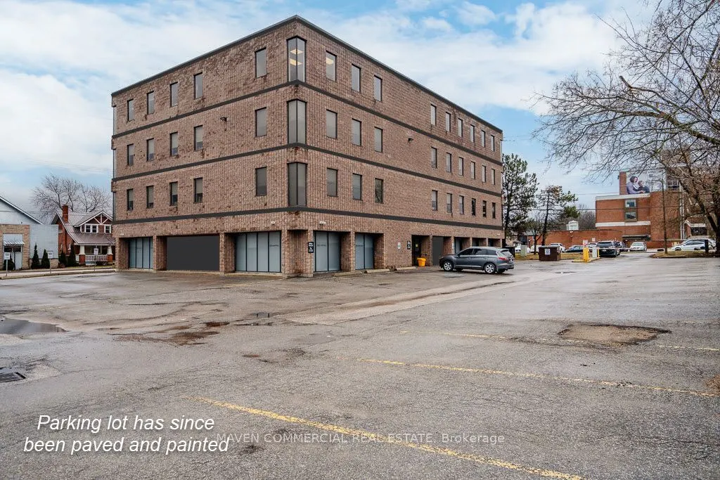 100 Colborne Street W
