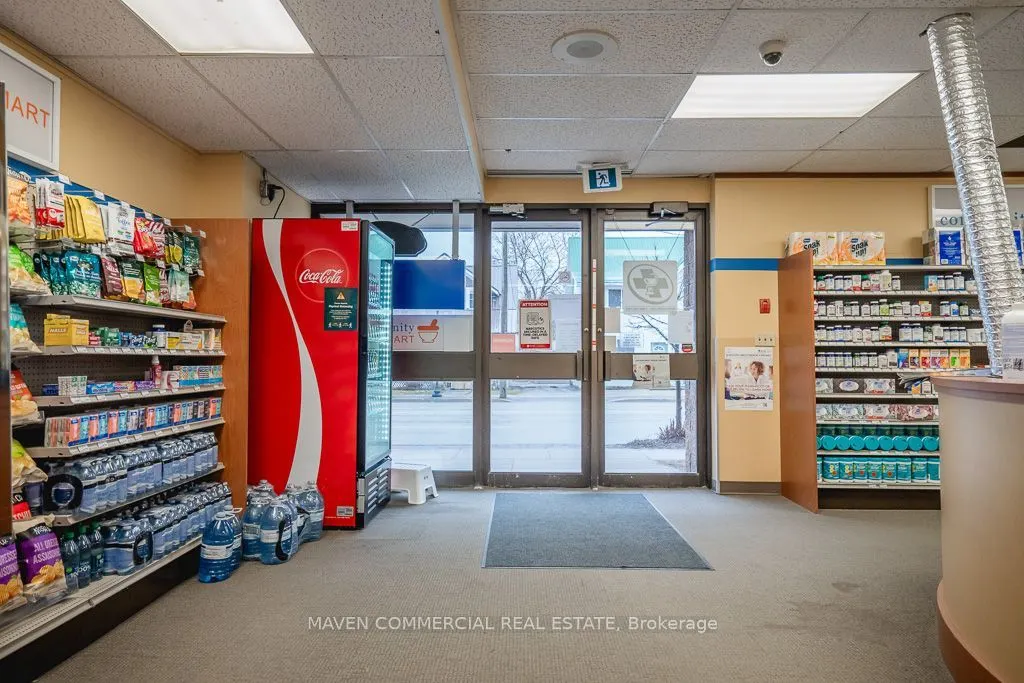 100 Colborne Street W #101-102
