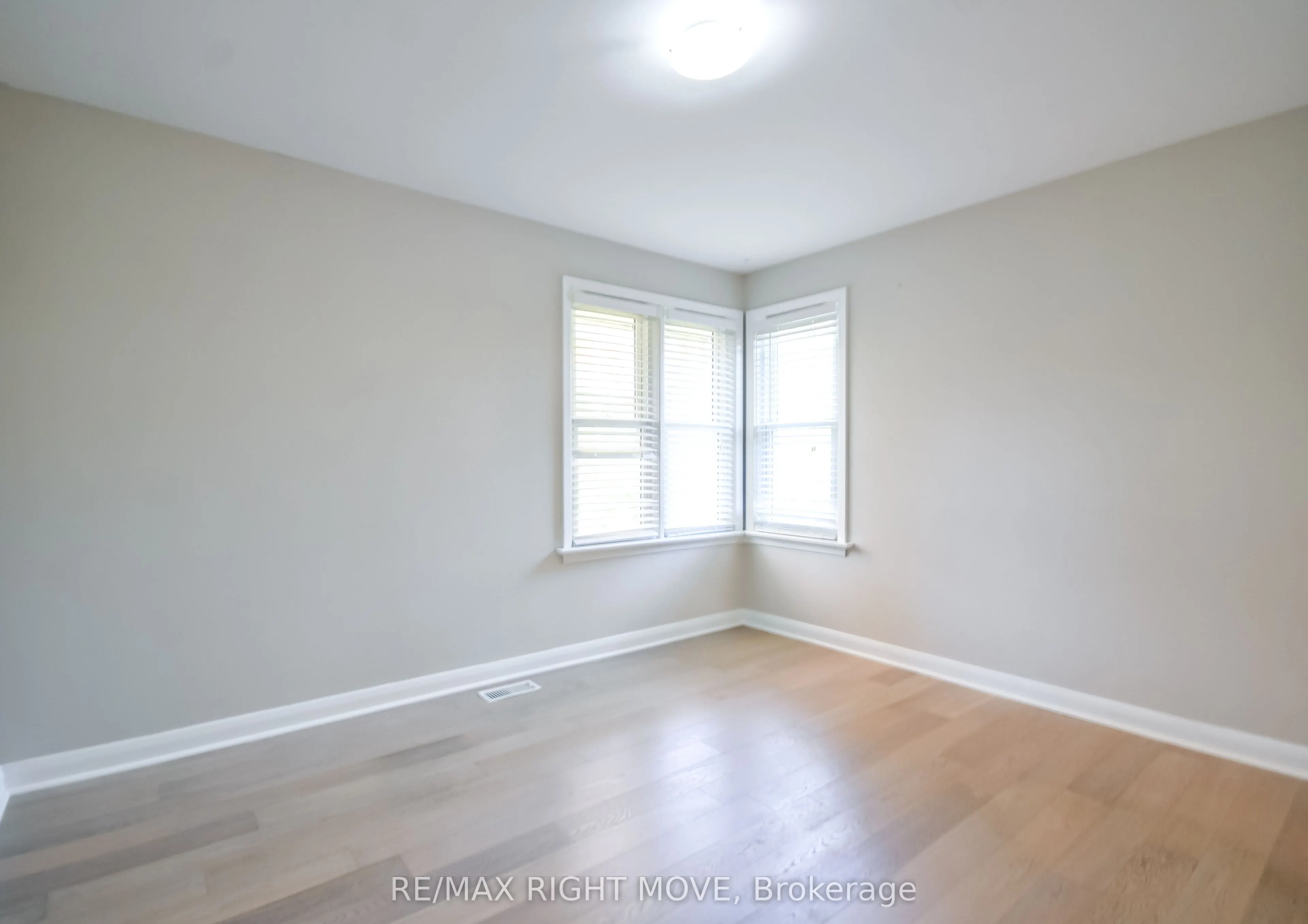 10 Letitia Street