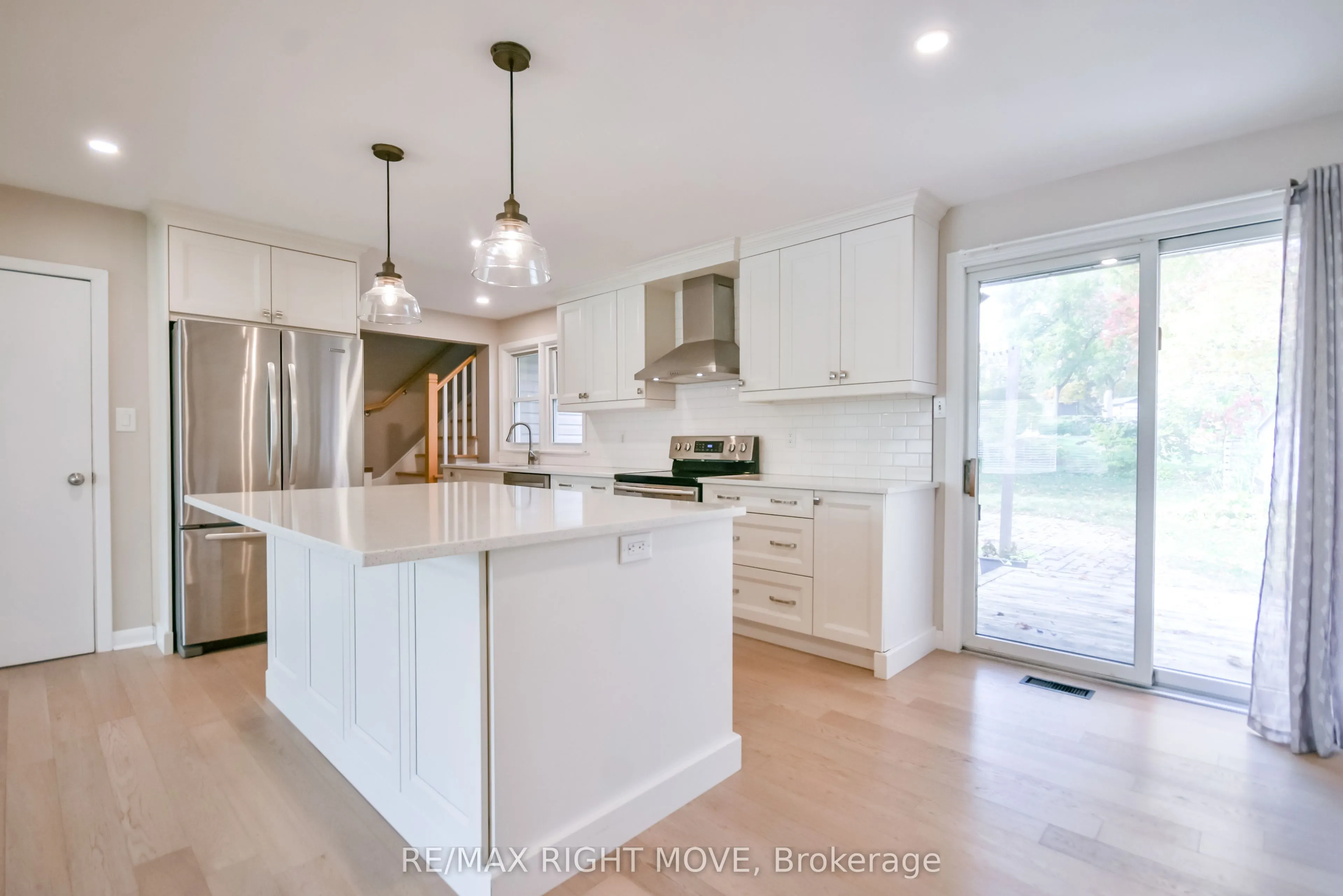 10 Letitia Street