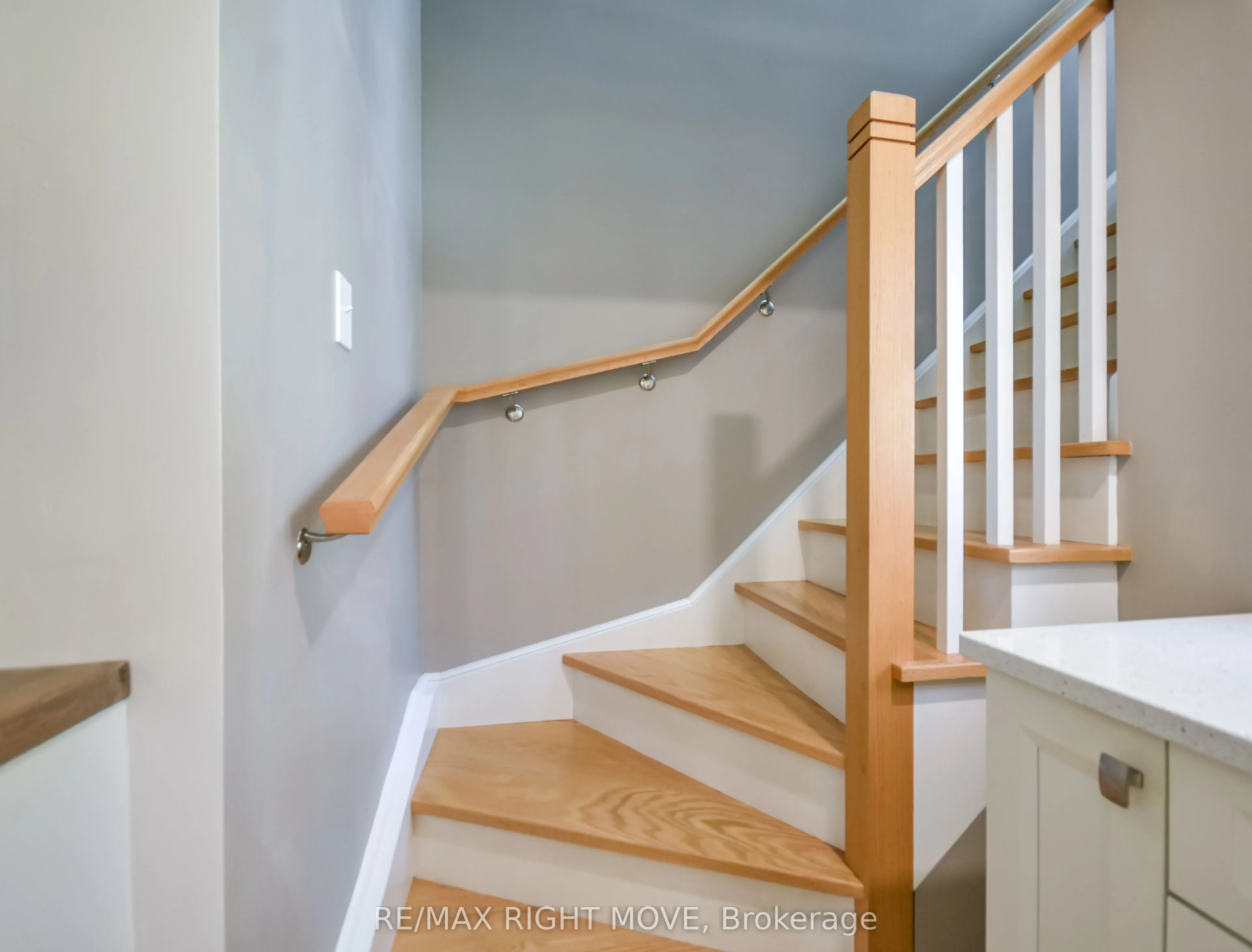 10 Letitia Street