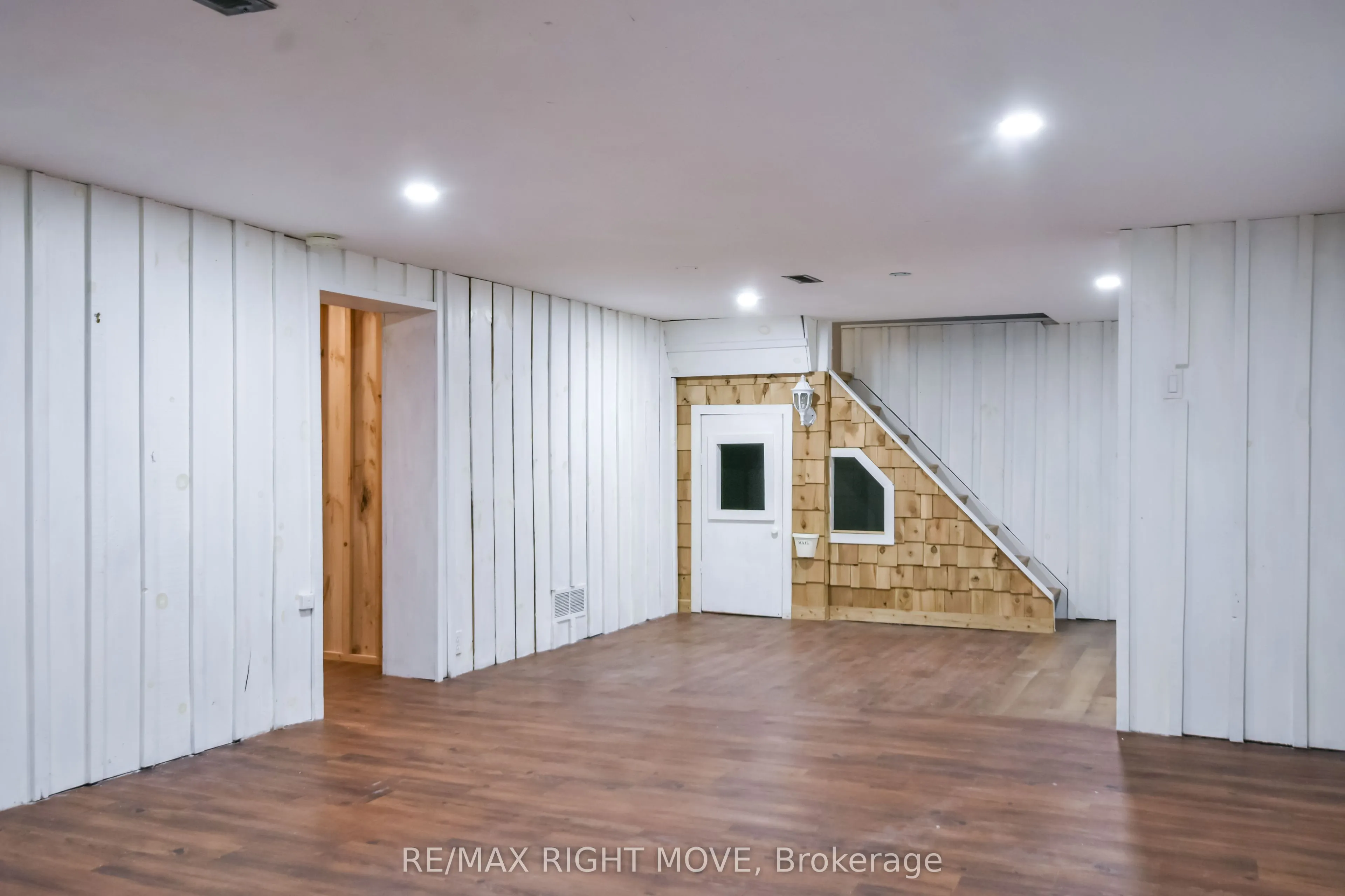 10 Letitia Street