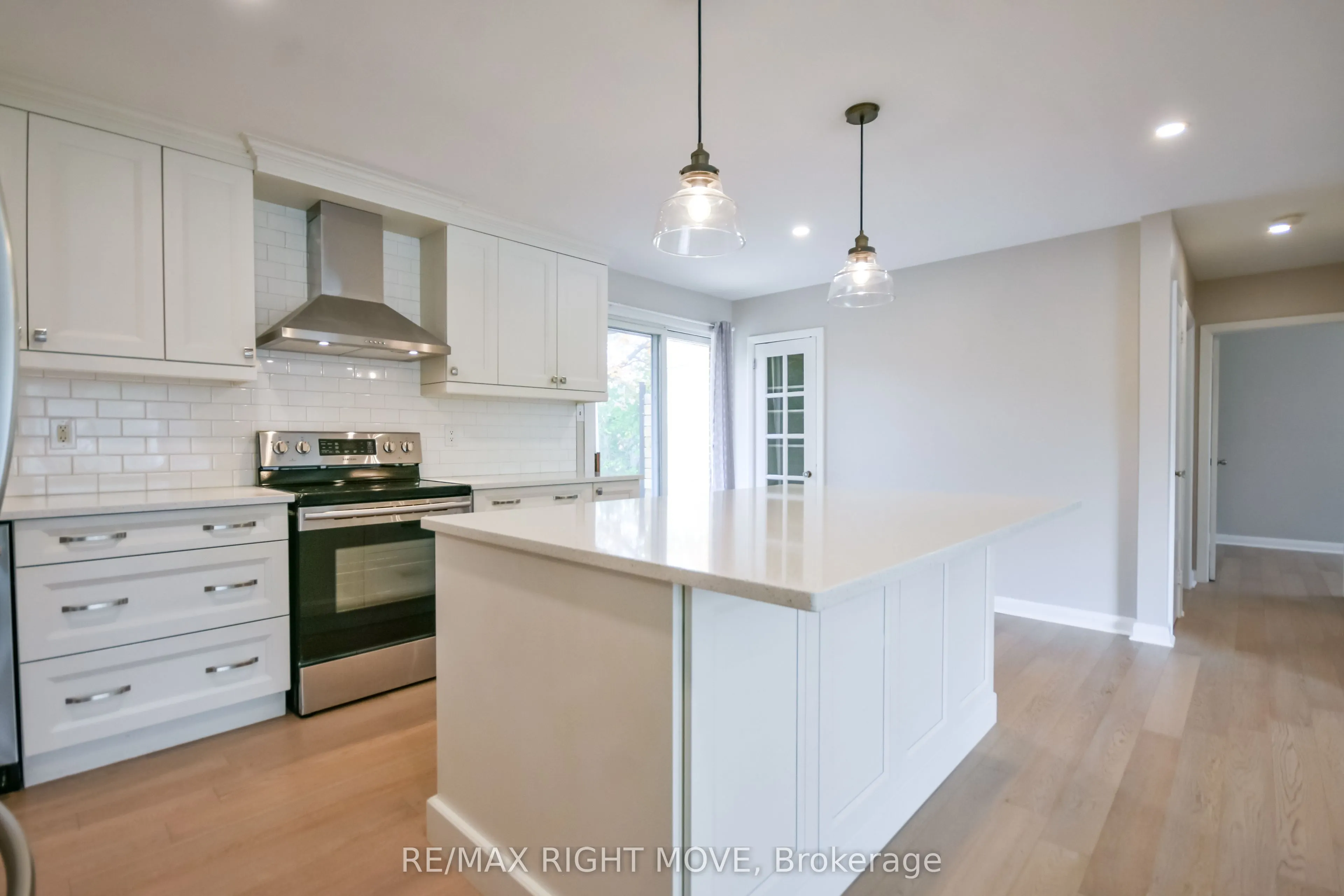 10 Letitia Street