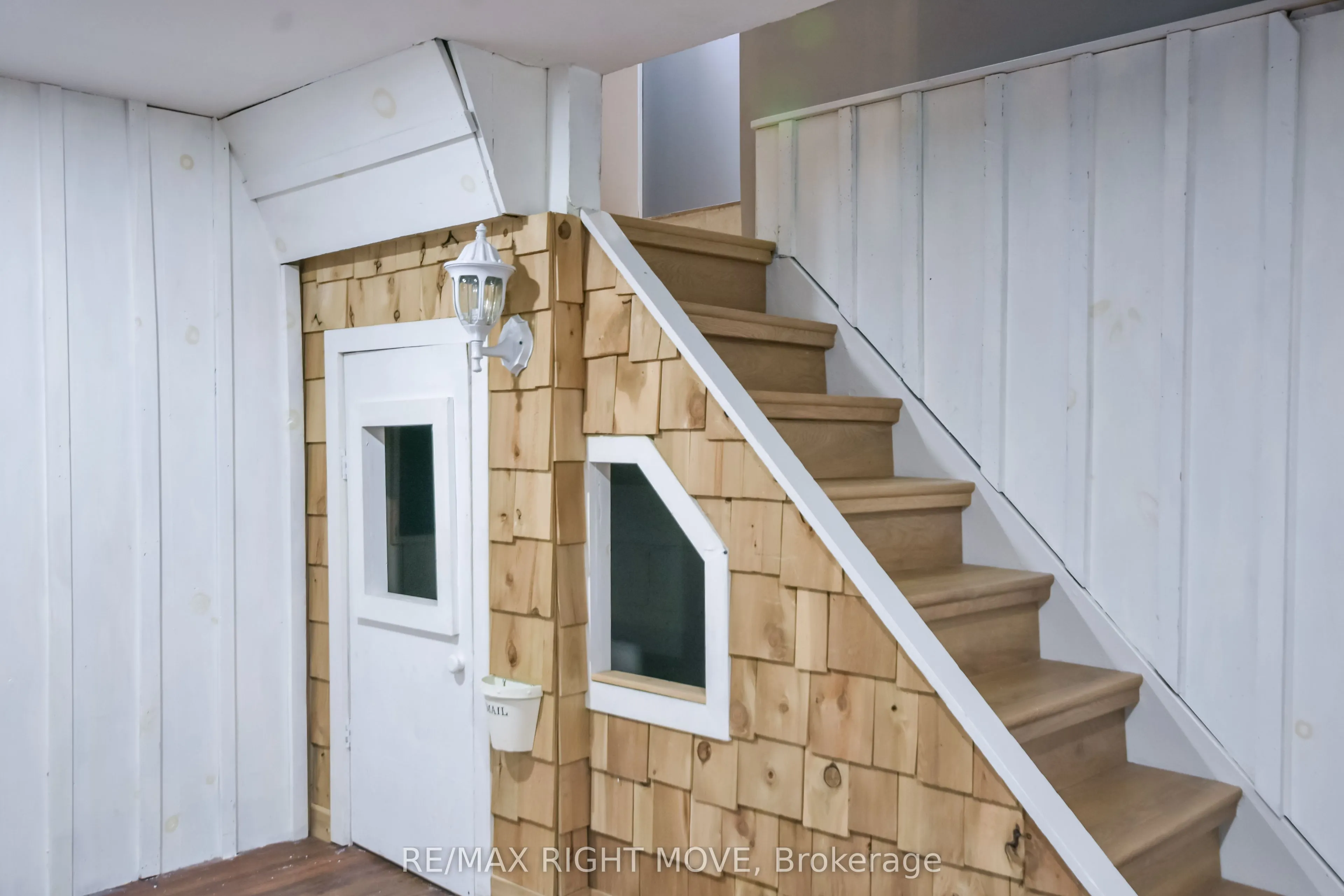 10 Letitia Street