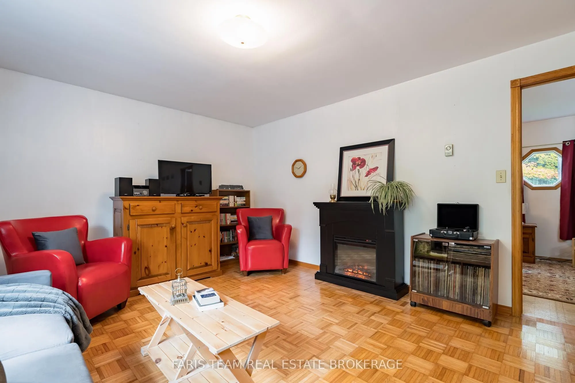 14 Chez Nous Avenue