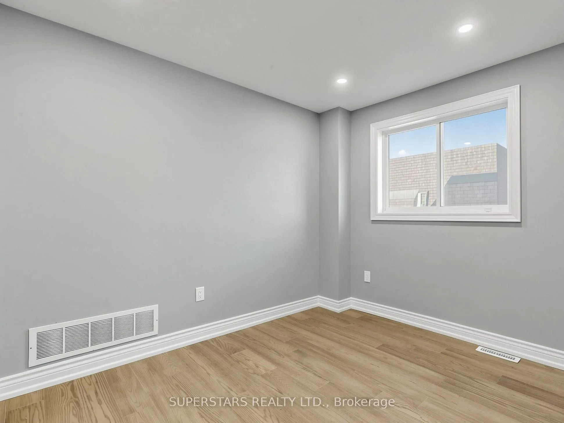 75 Ambler Bay