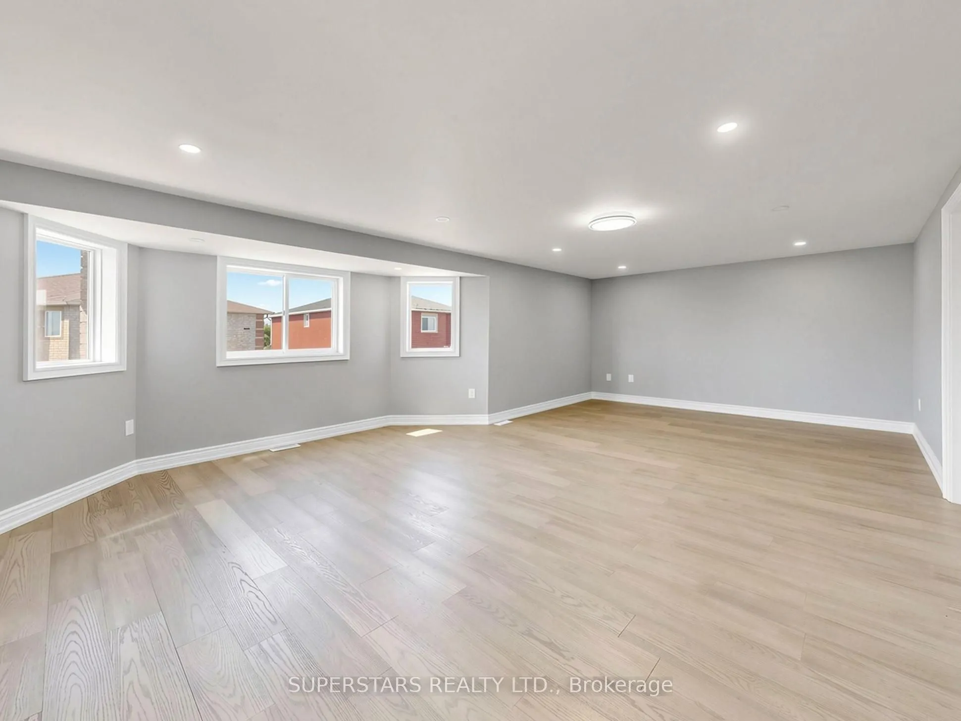 75 Ambler Bay