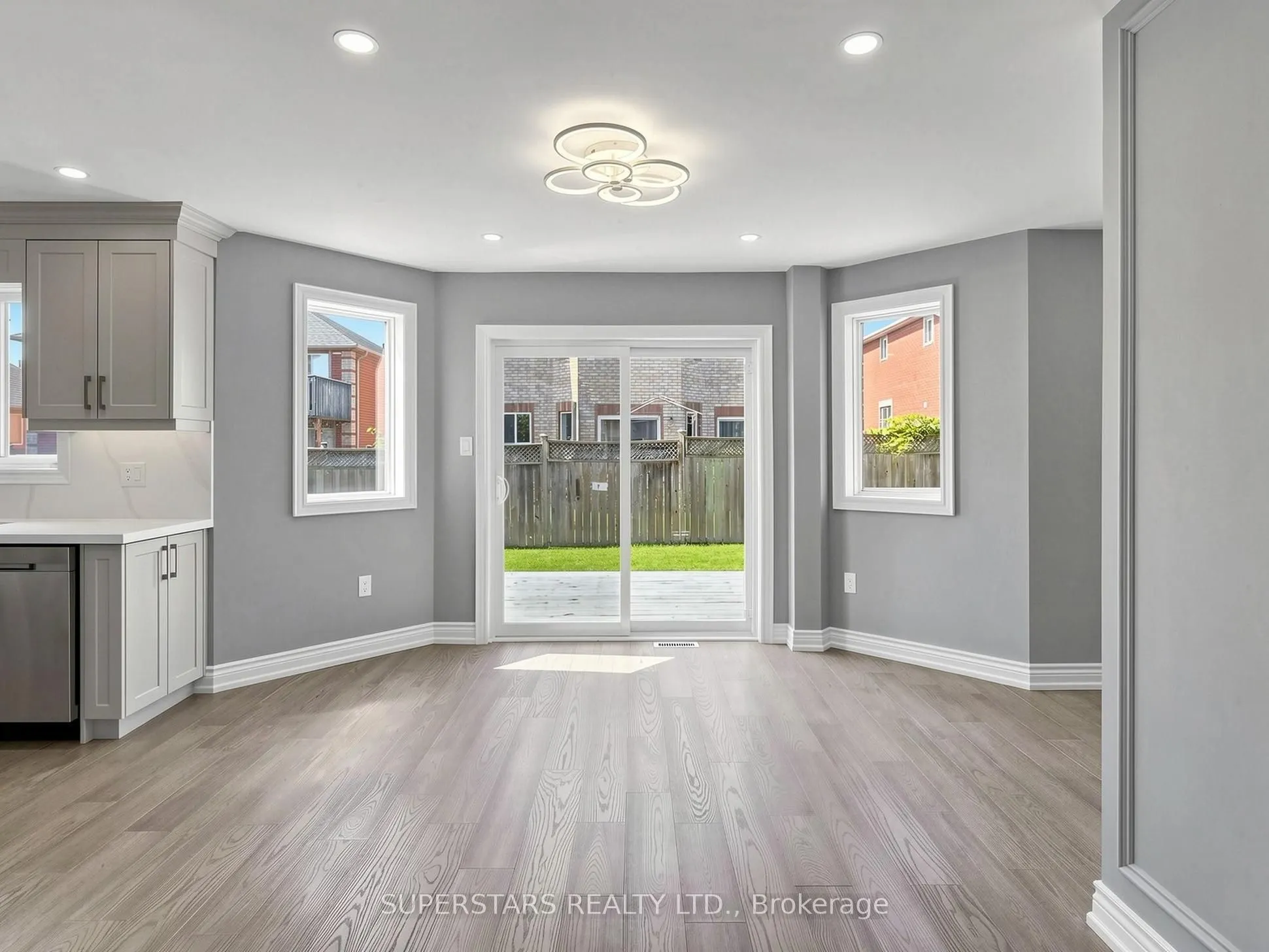 75 Ambler Bay
