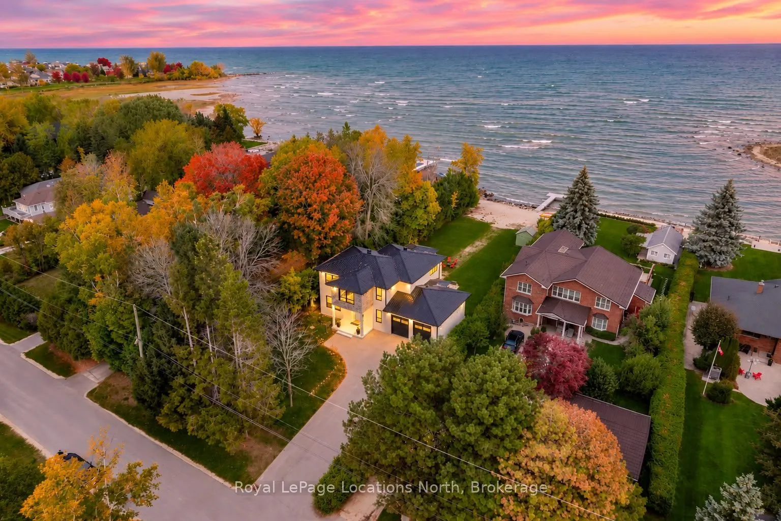 11 Georgian Manor Drive