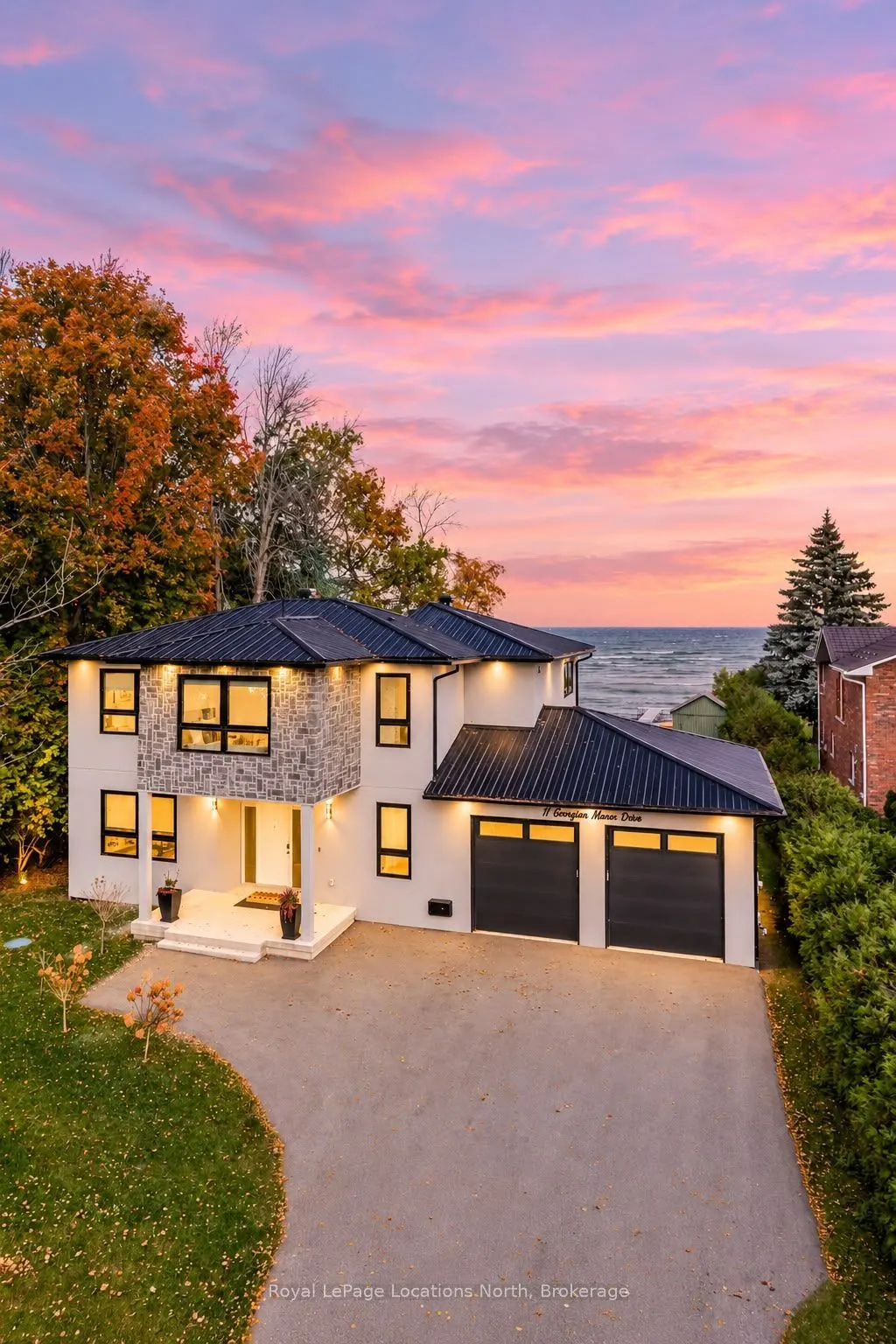 11 Georgian Manor Drive