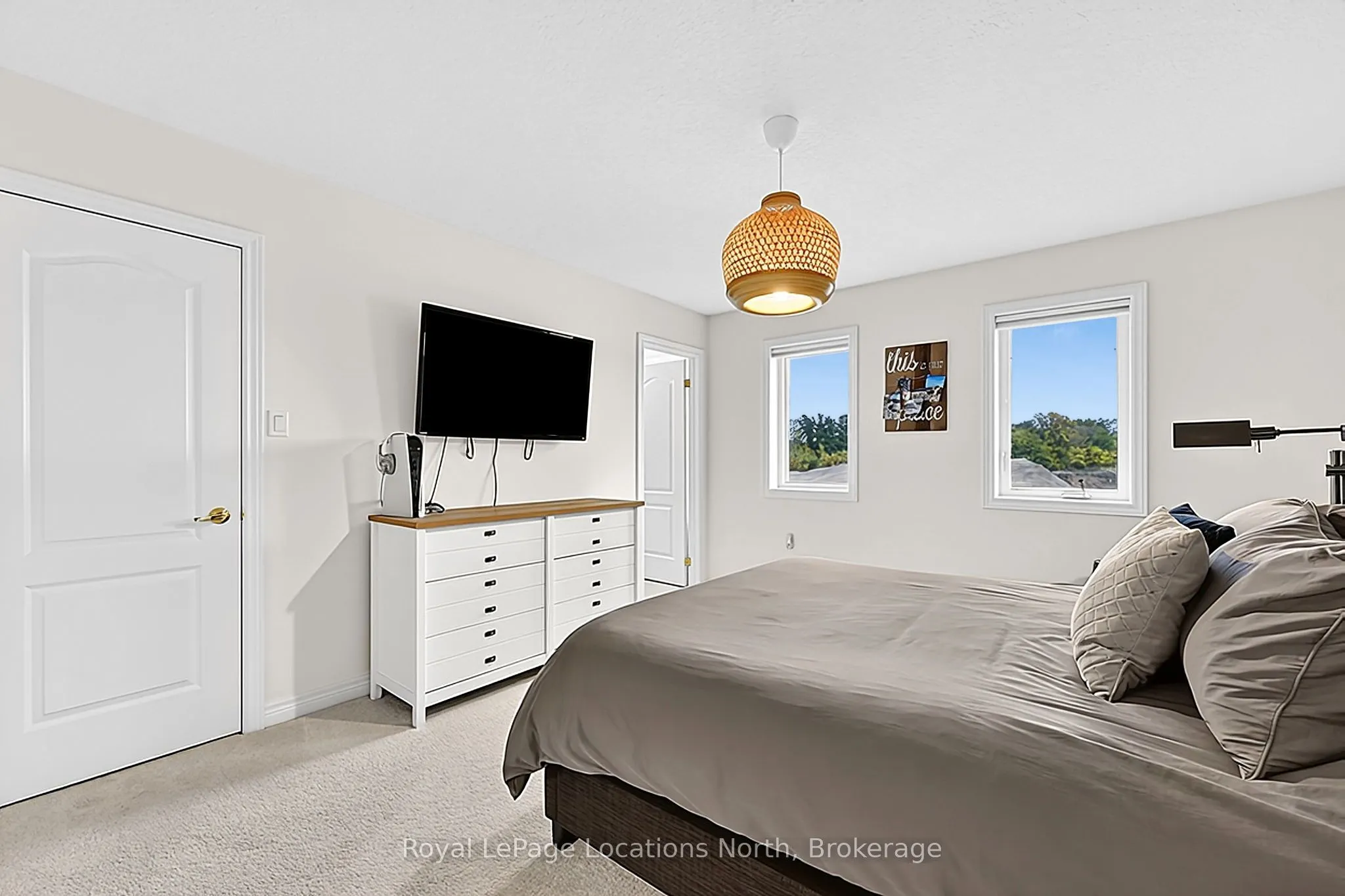 63 Archer Avenue