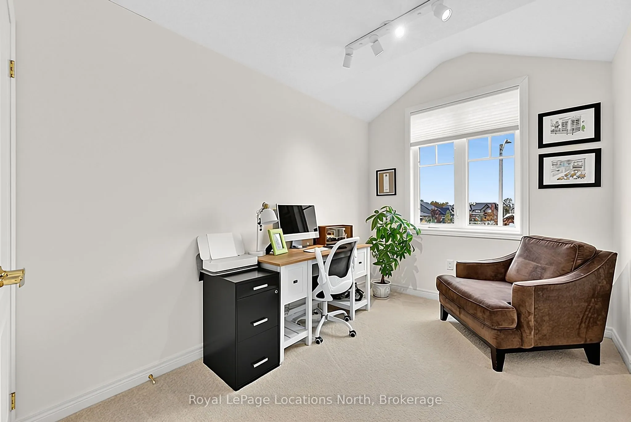 63 Archer Avenue