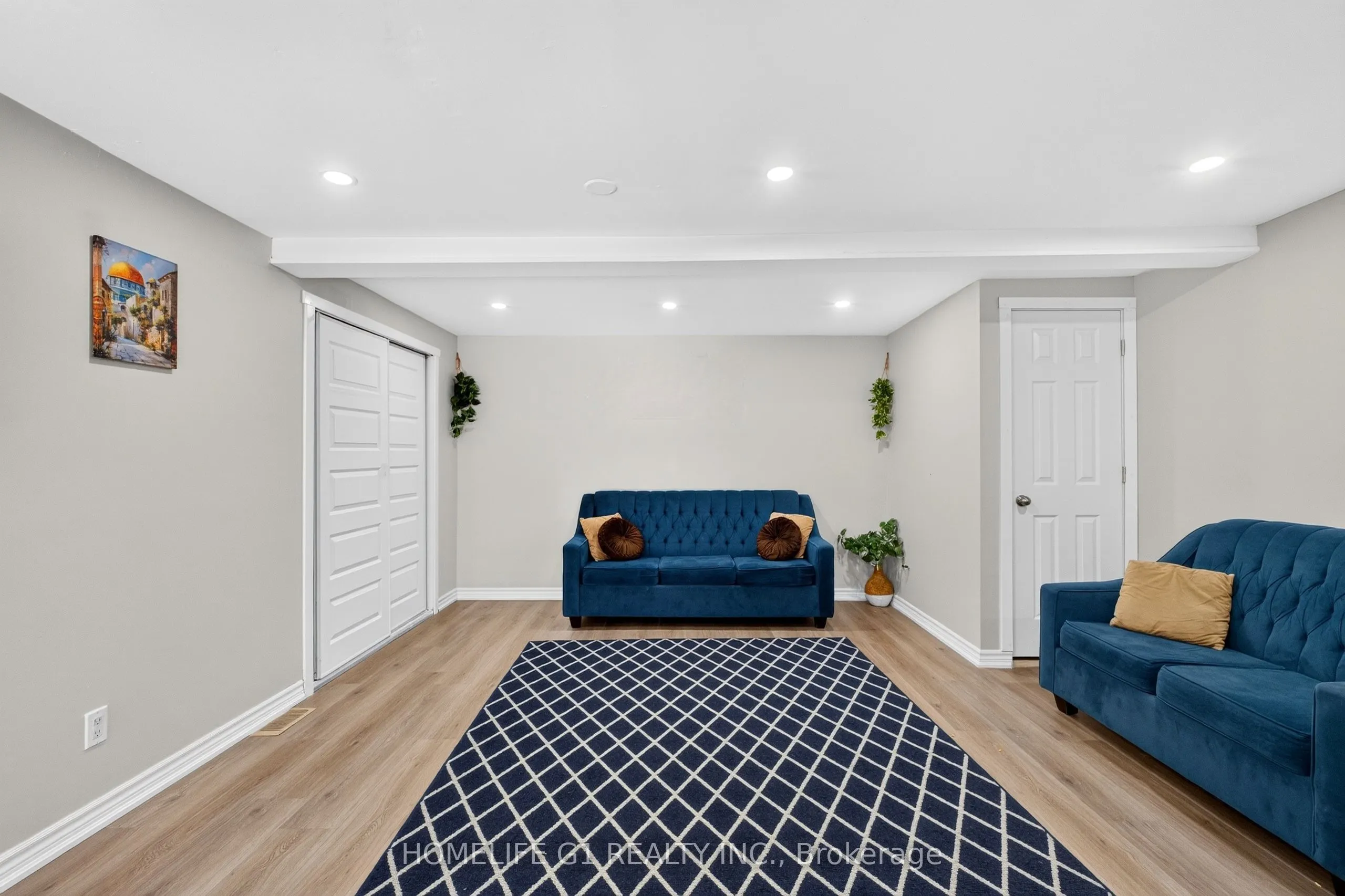 2 Fletcher Drive