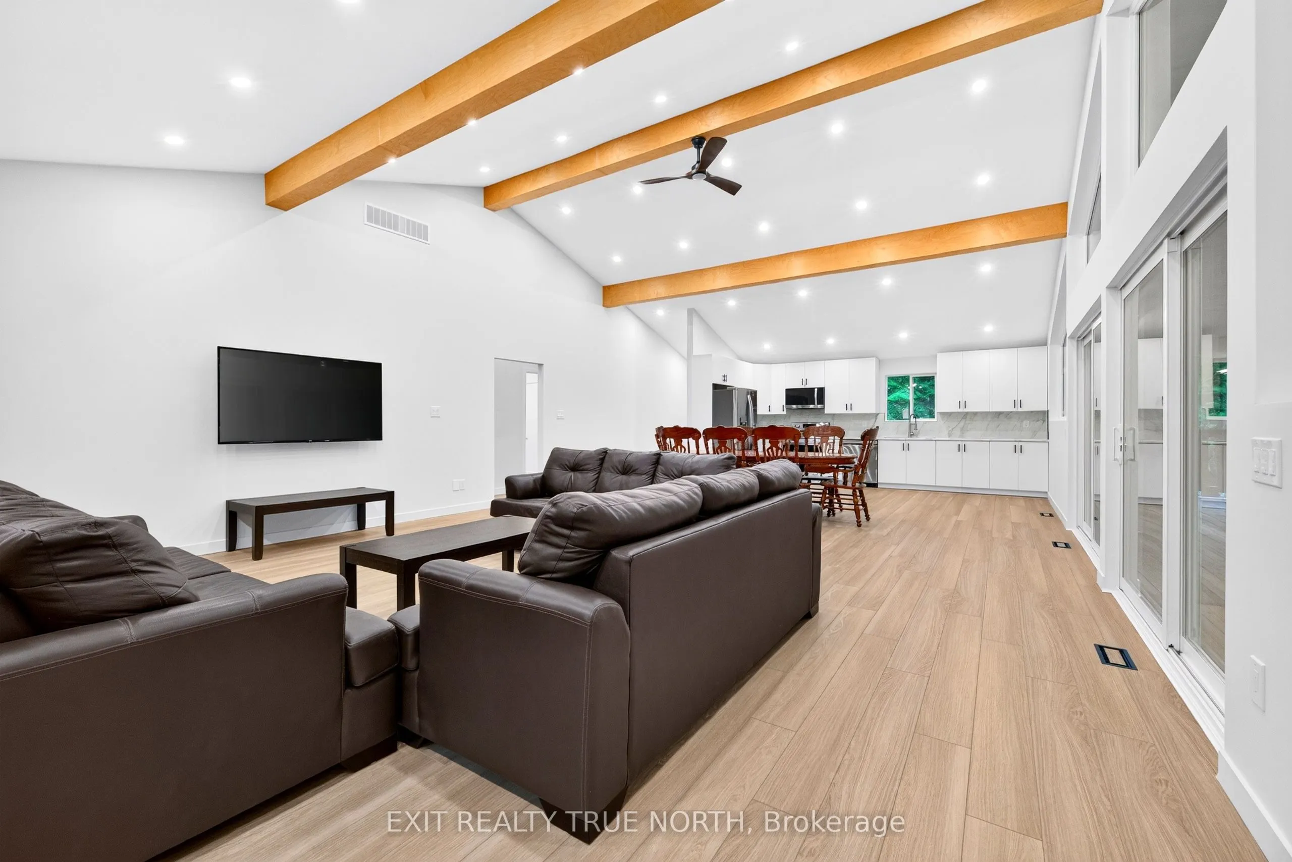 36 Pine Needles Drive