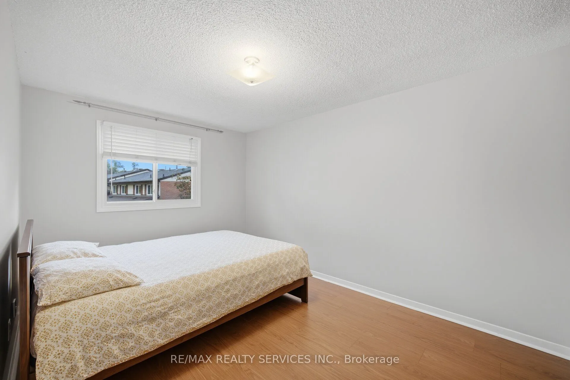 52 Adelaide Street #42