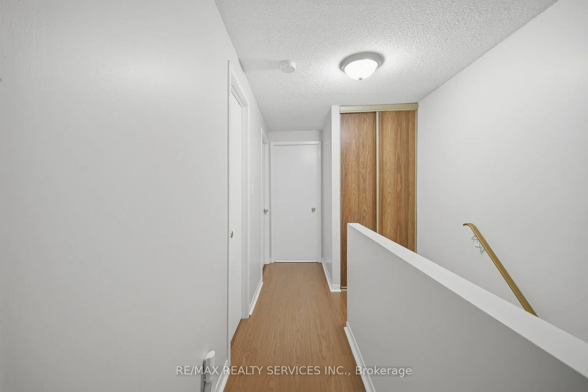 52 Adelaide Street #42