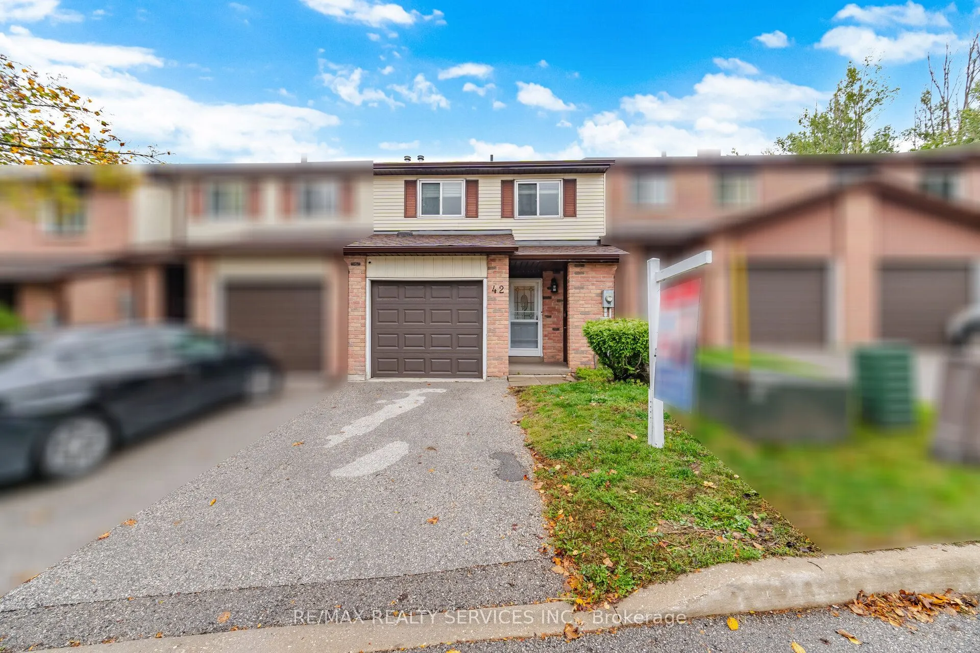 52 Adelaide Street #42