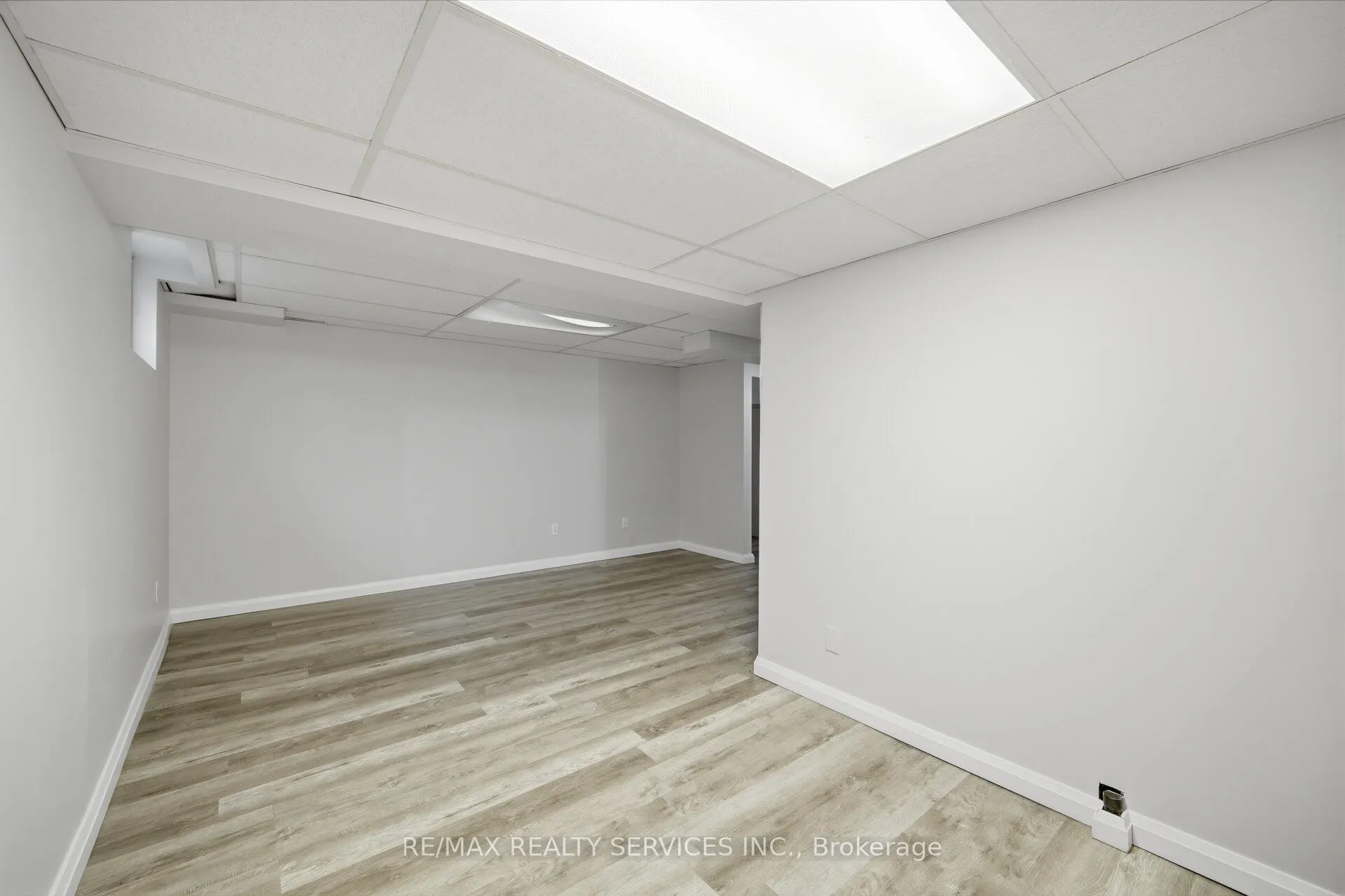 52 Adelaide Street #42