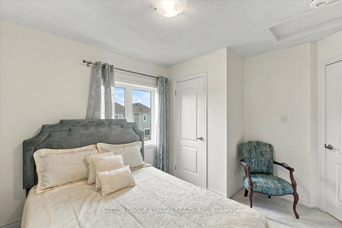 24 Hills Thistle Drive