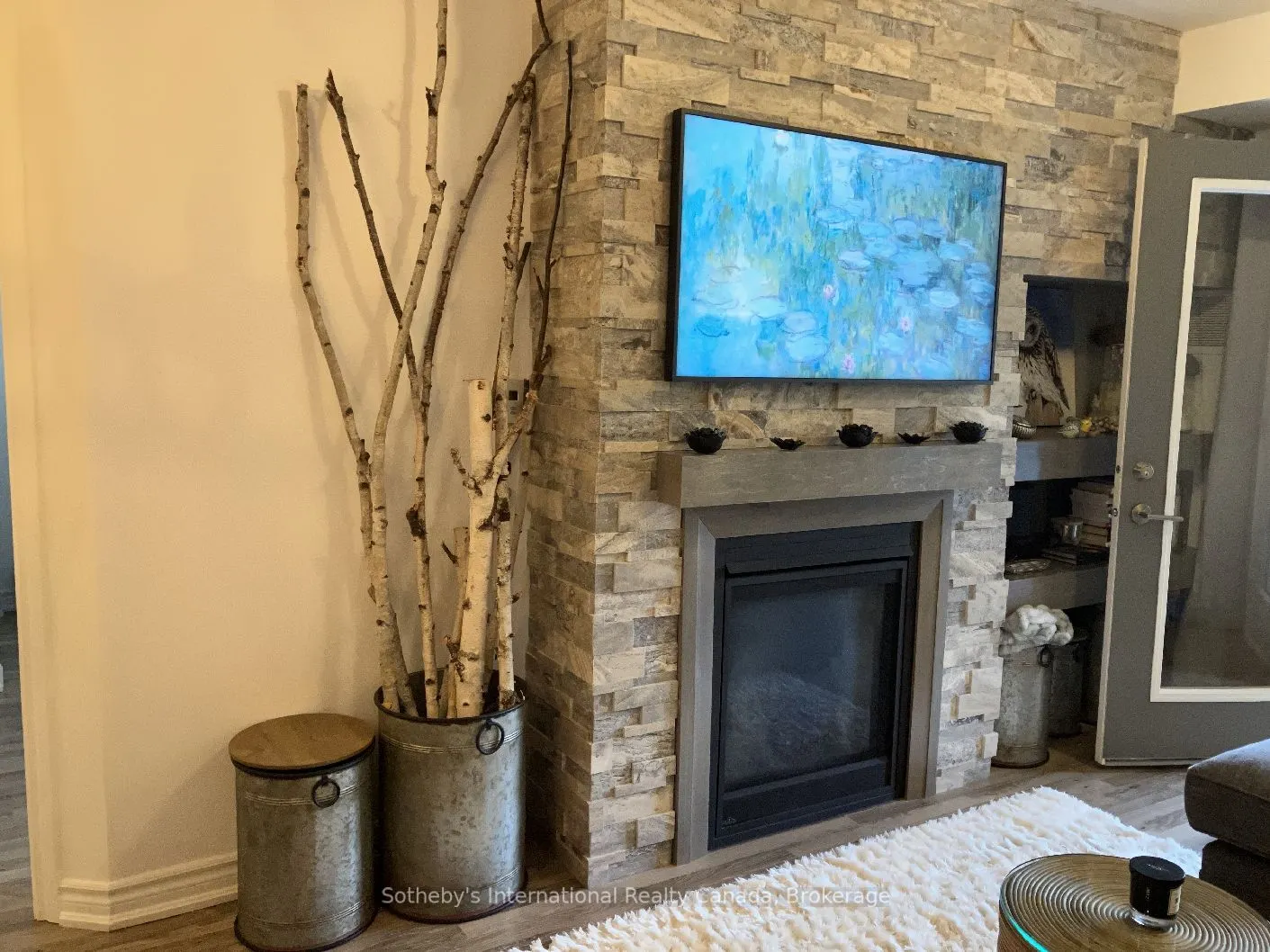 7 ANCHORAGE Crescent #104