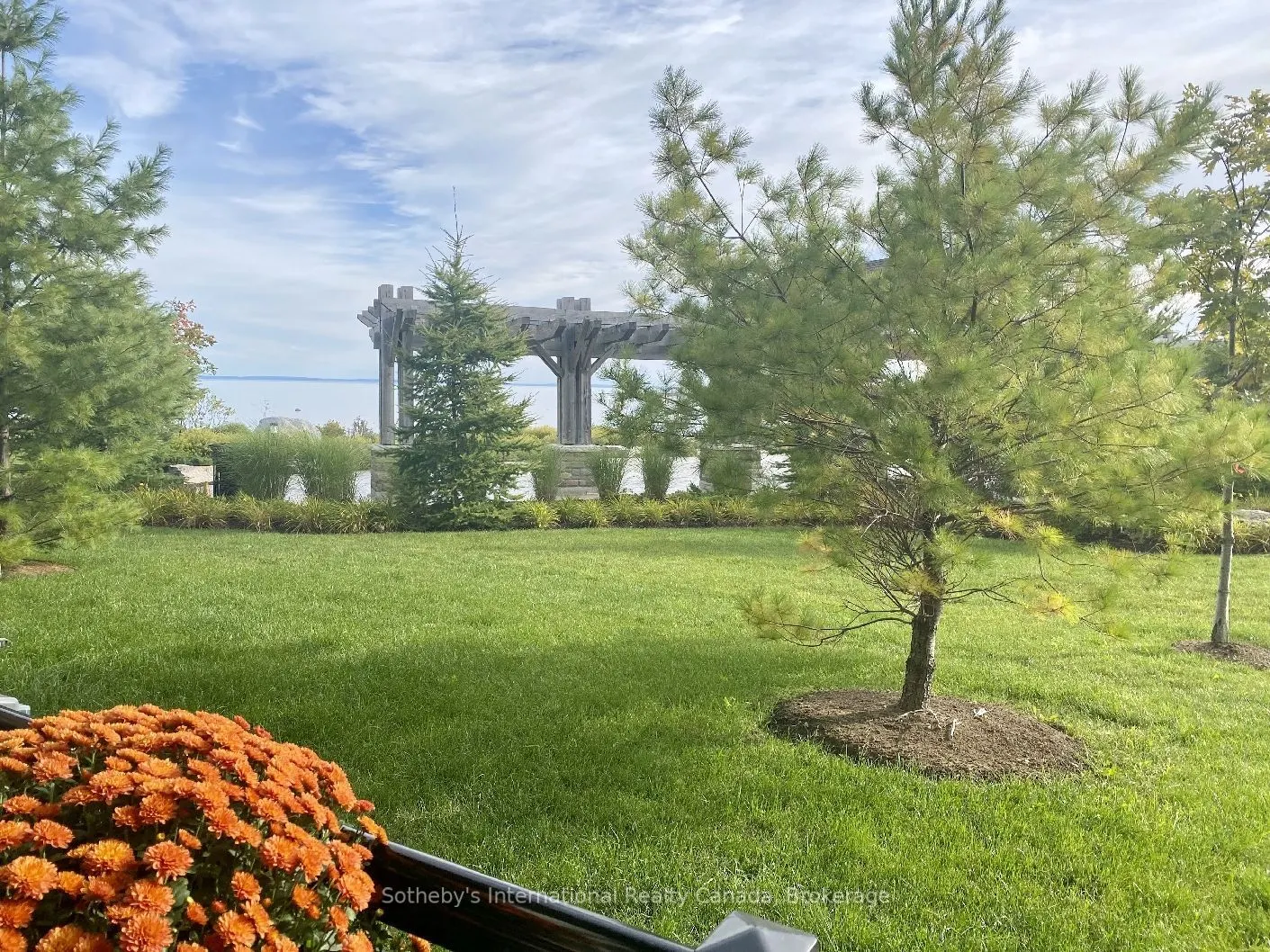 7 ANCHORAGE Crescent #104