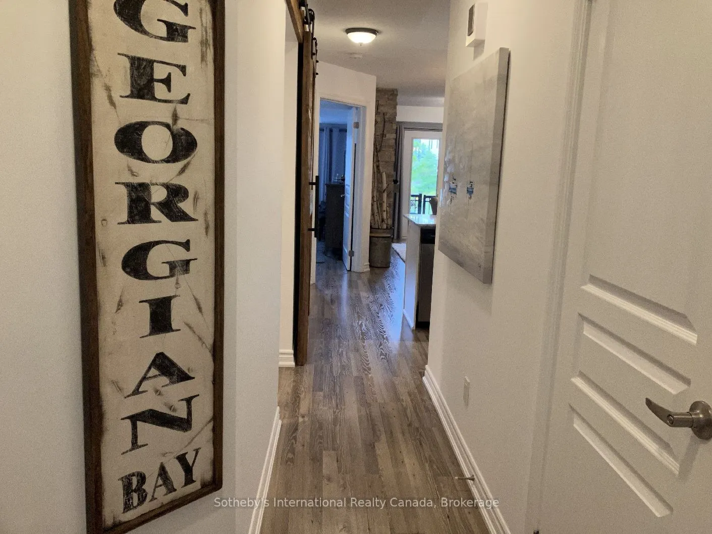 7 ANCHORAGE Crescent #104