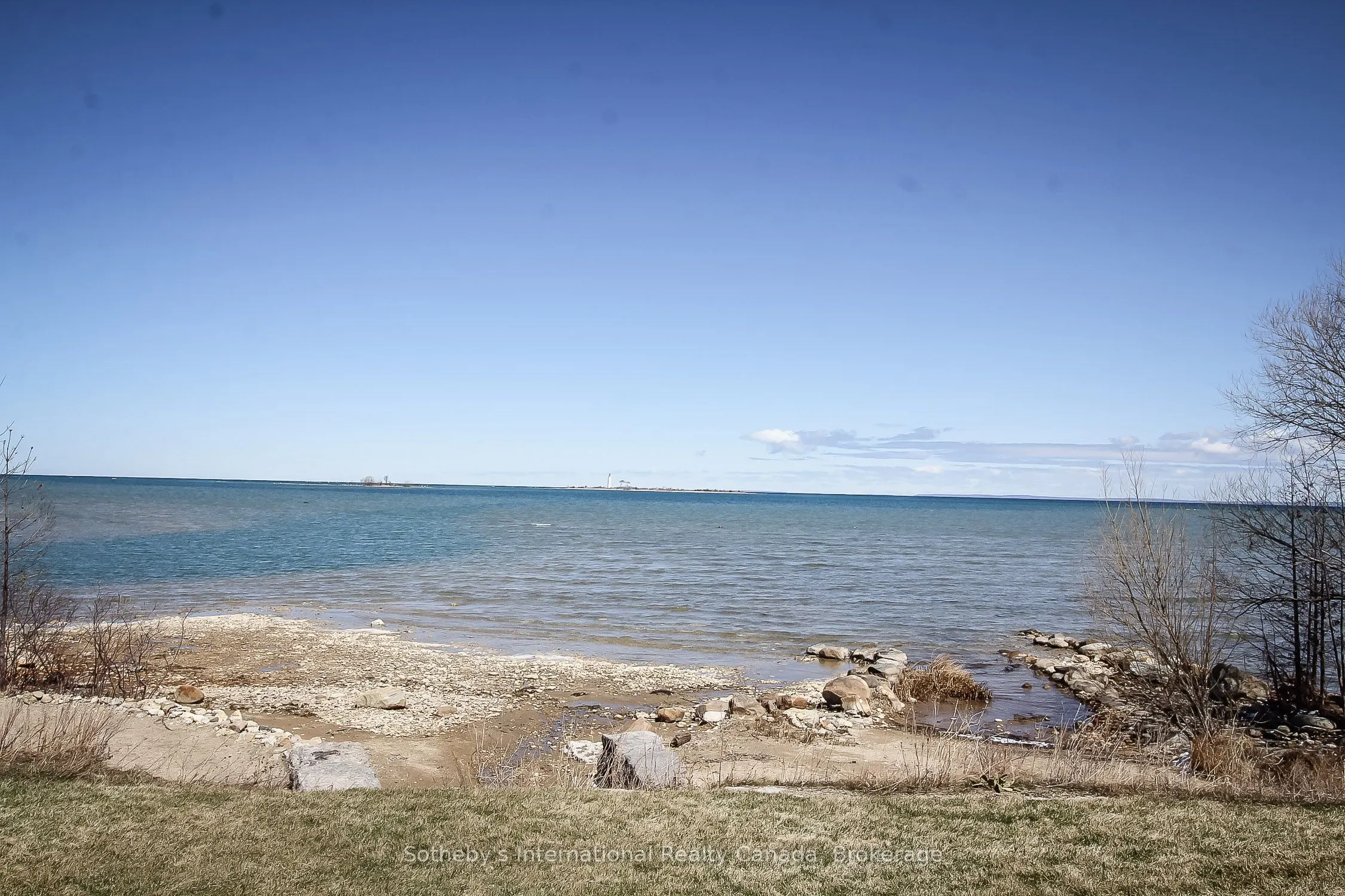 7 ANCHORAGE Crescent #104