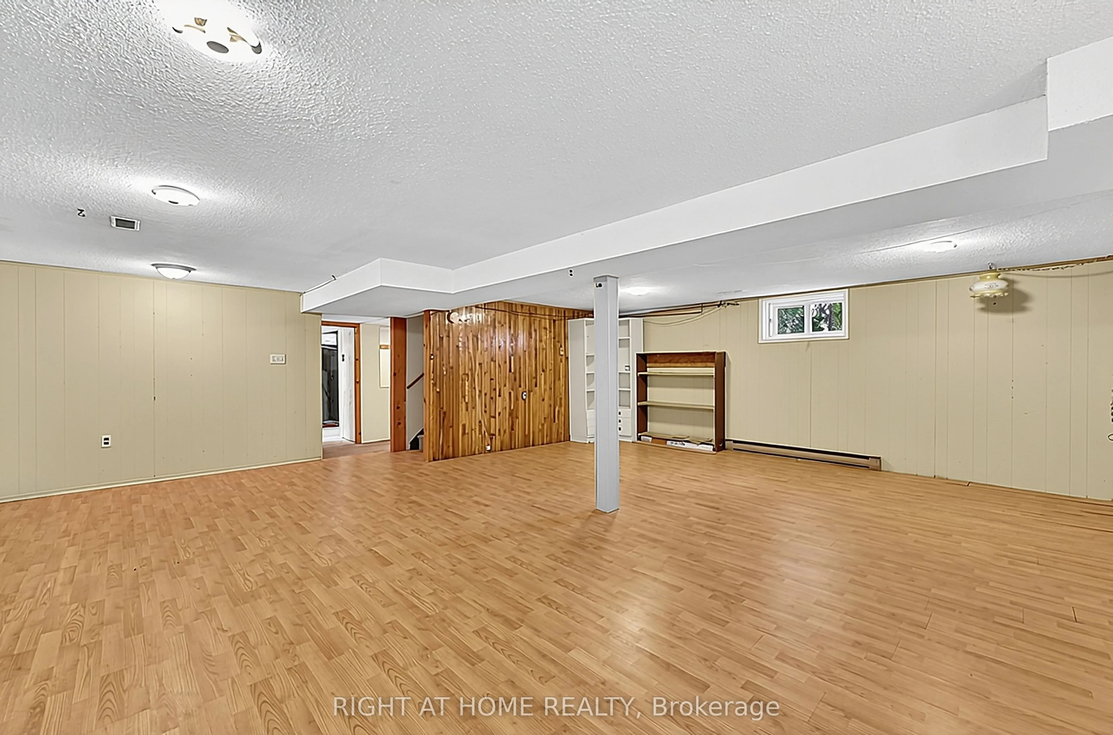 1080 County Road 42