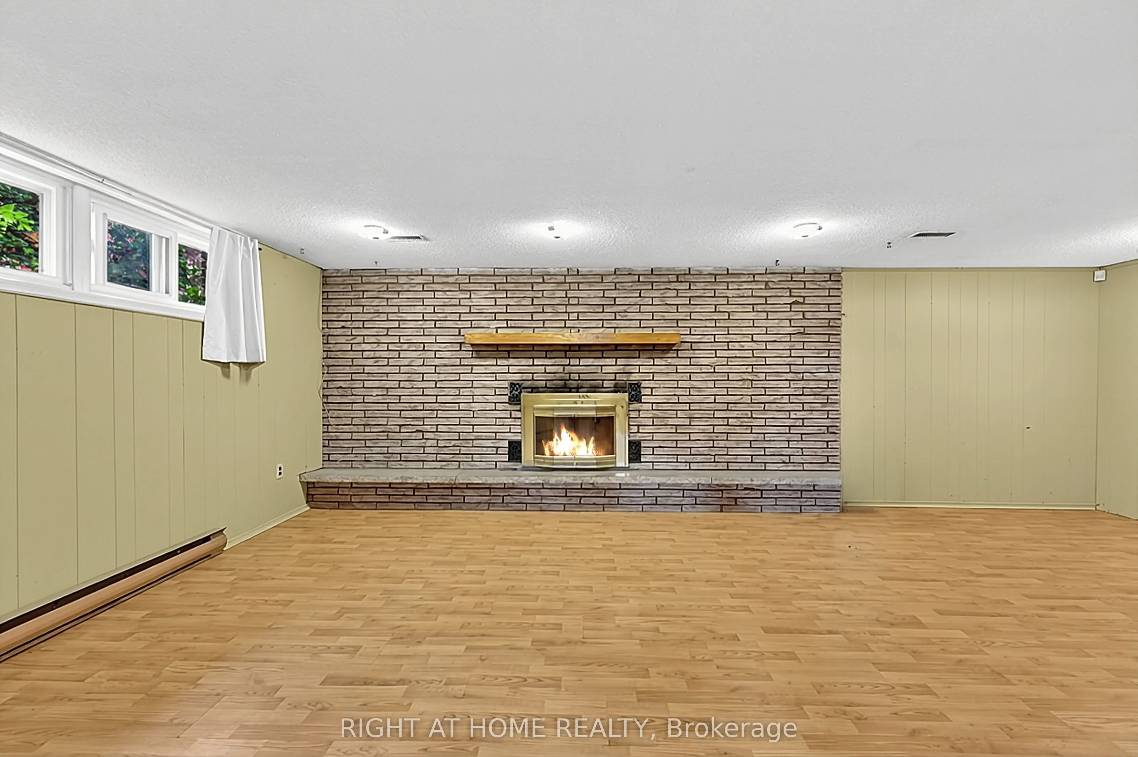 1080 County Road 42