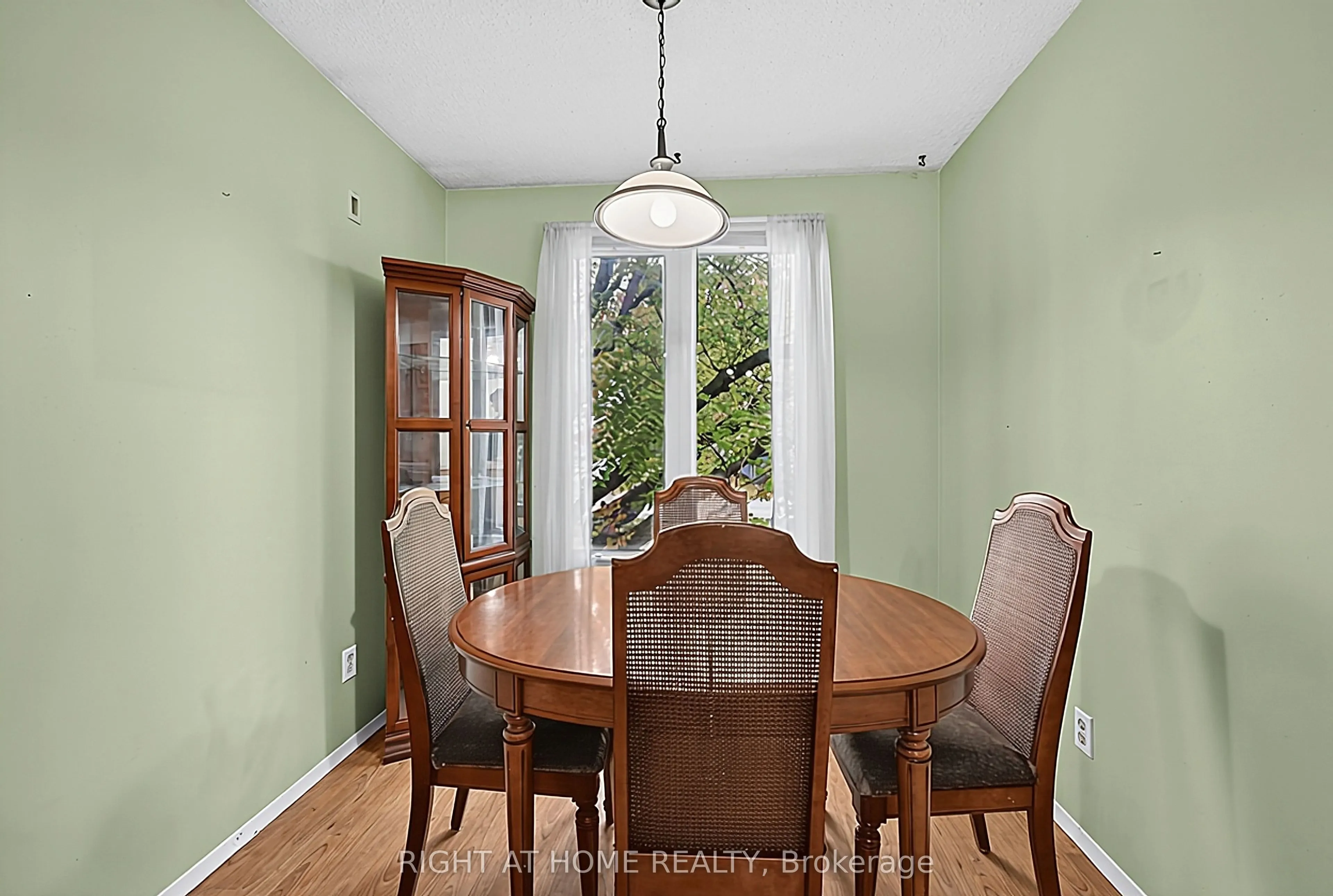 1080 County Road 42