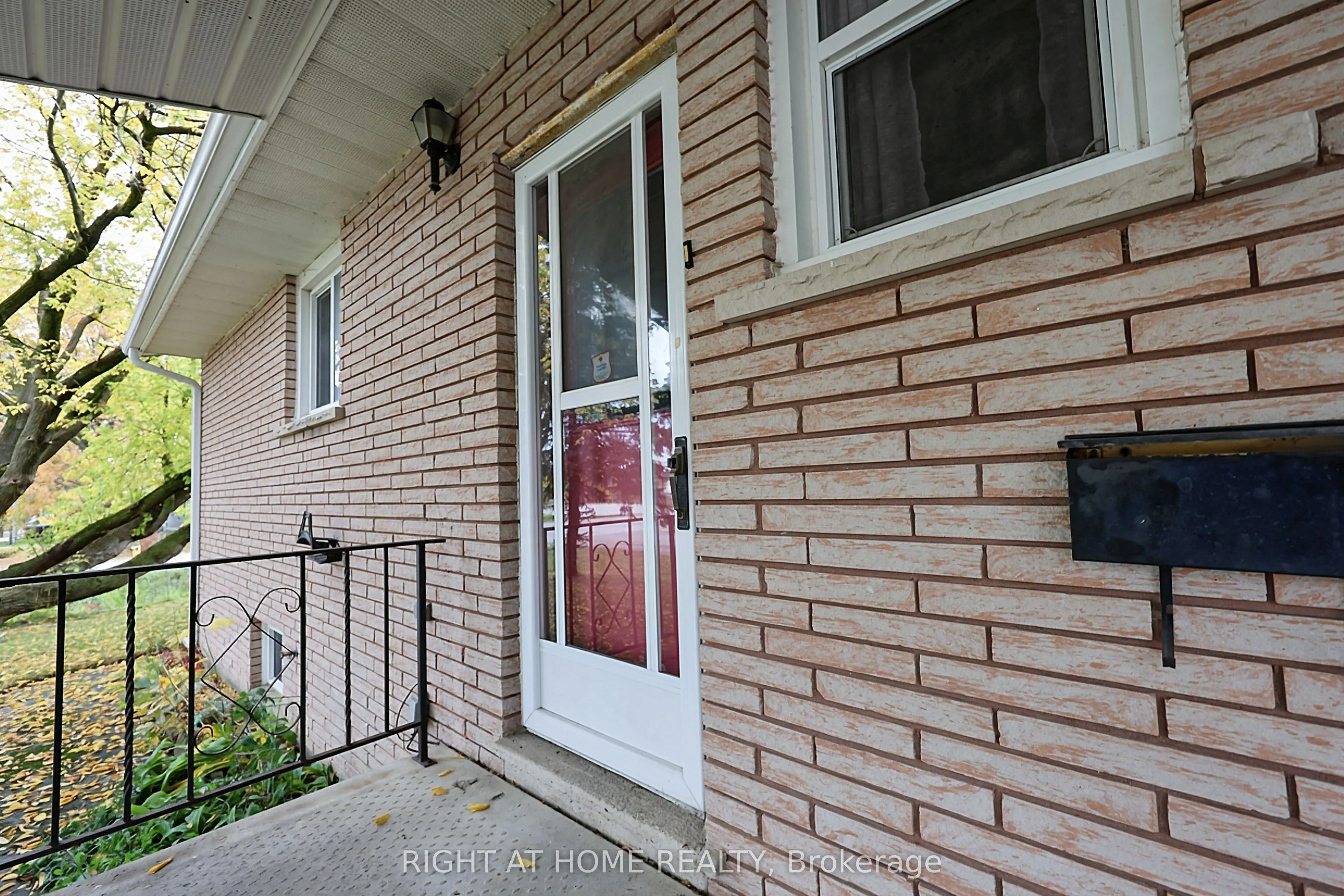 1080 County Road 42