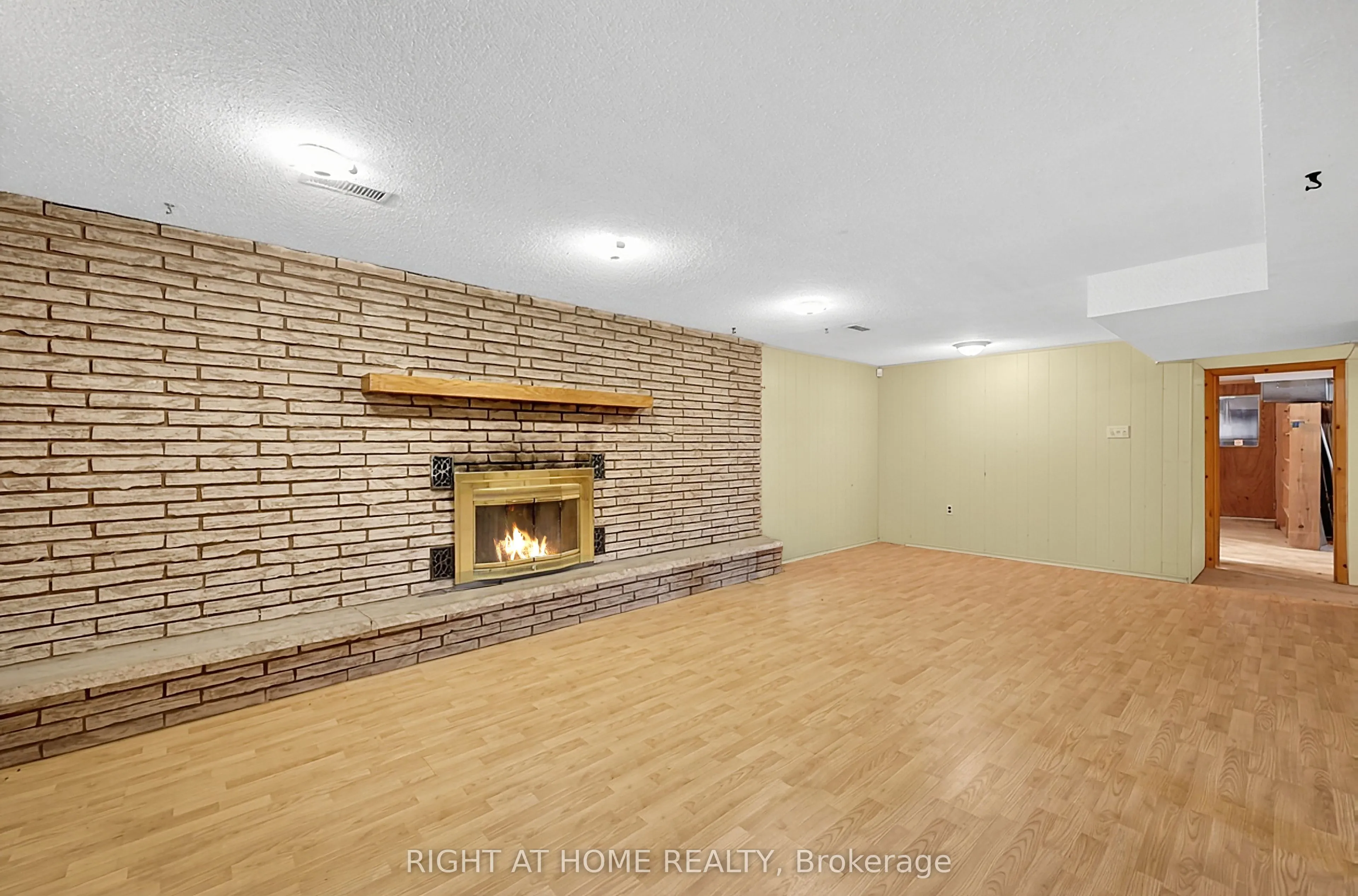 1080 County Road 42