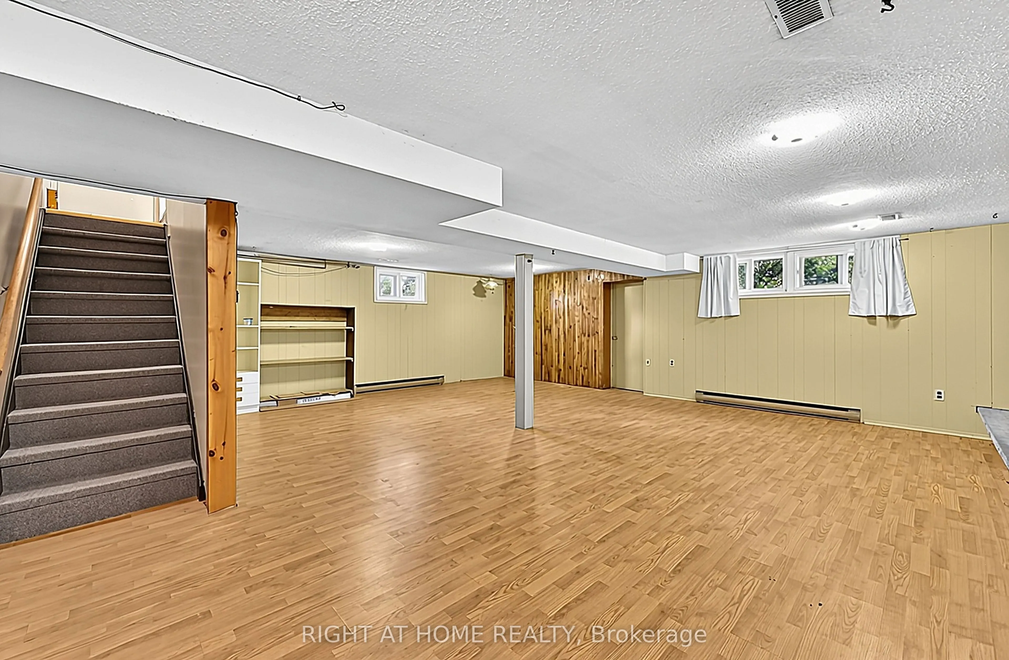1080 County Road 42