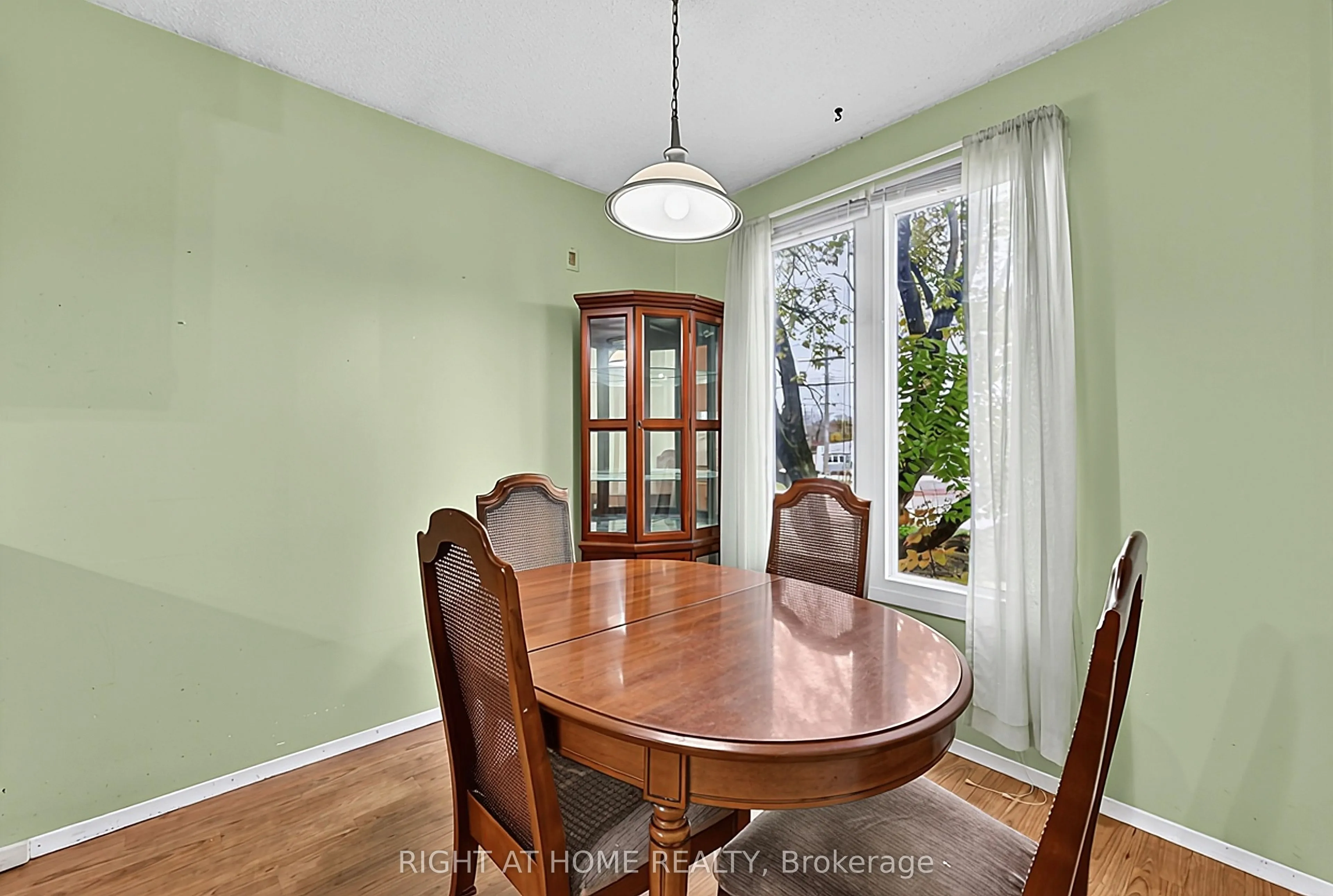 1080 County Road 42