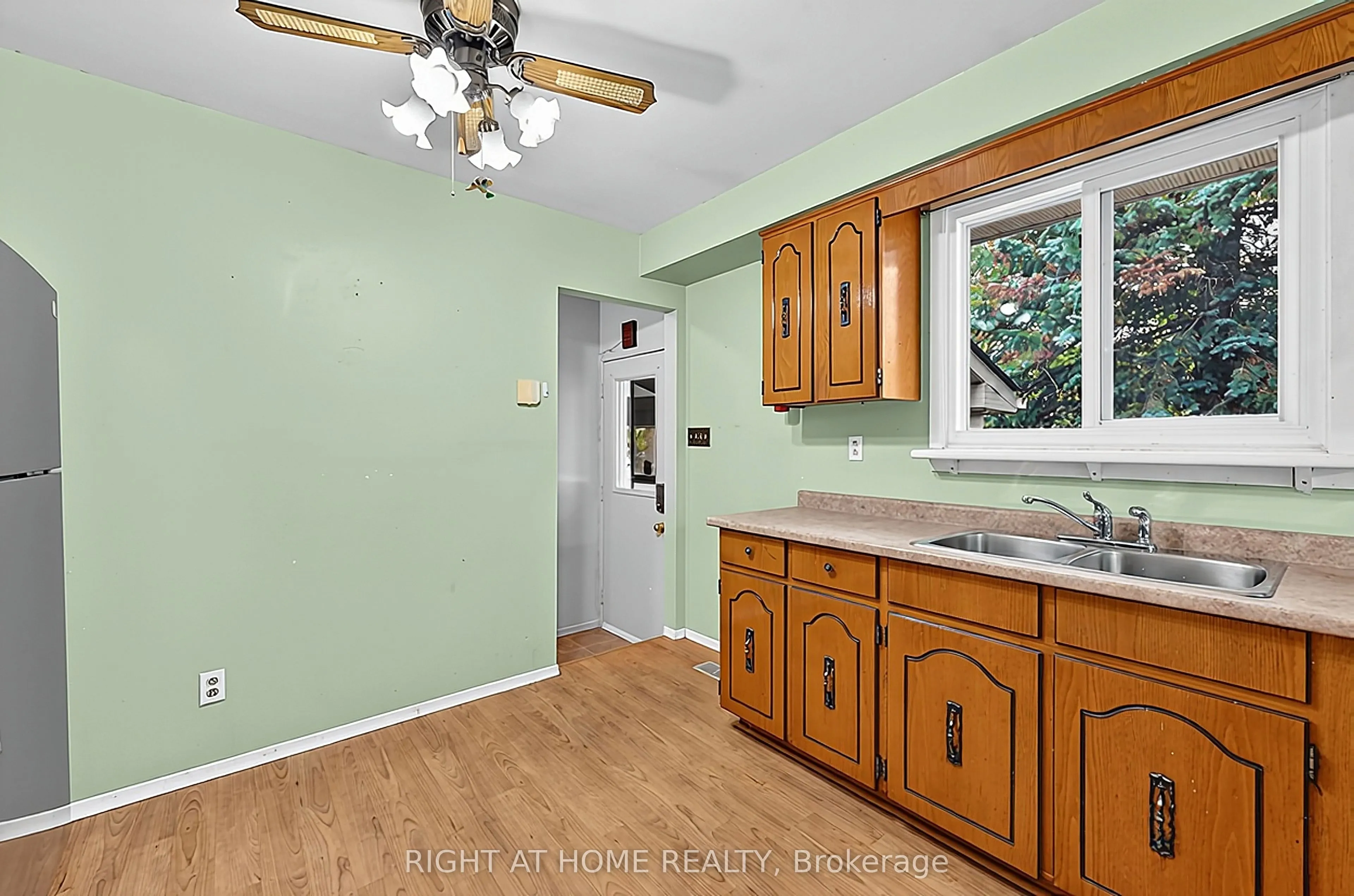 1080 County Road 42