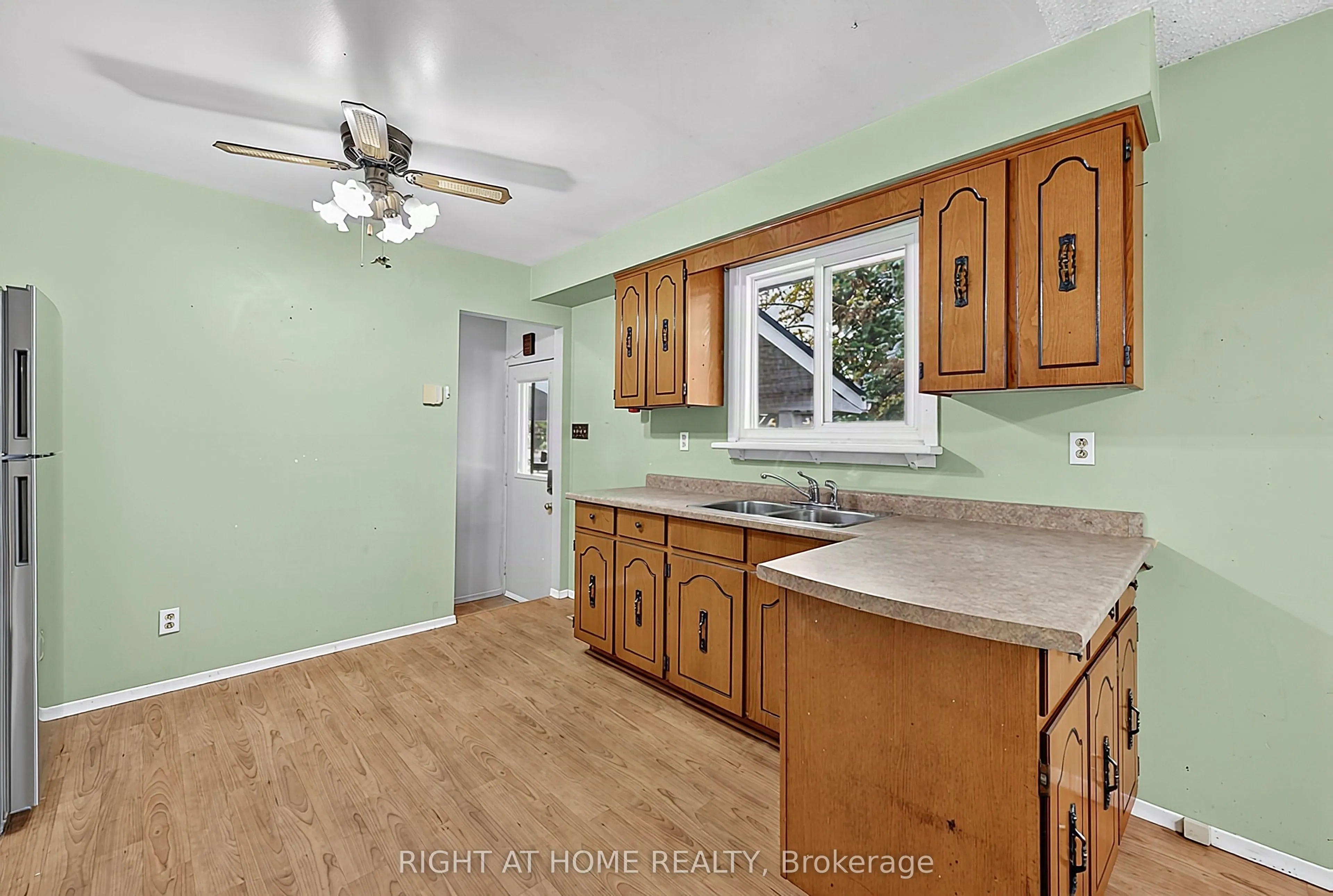 1080 County Road 42