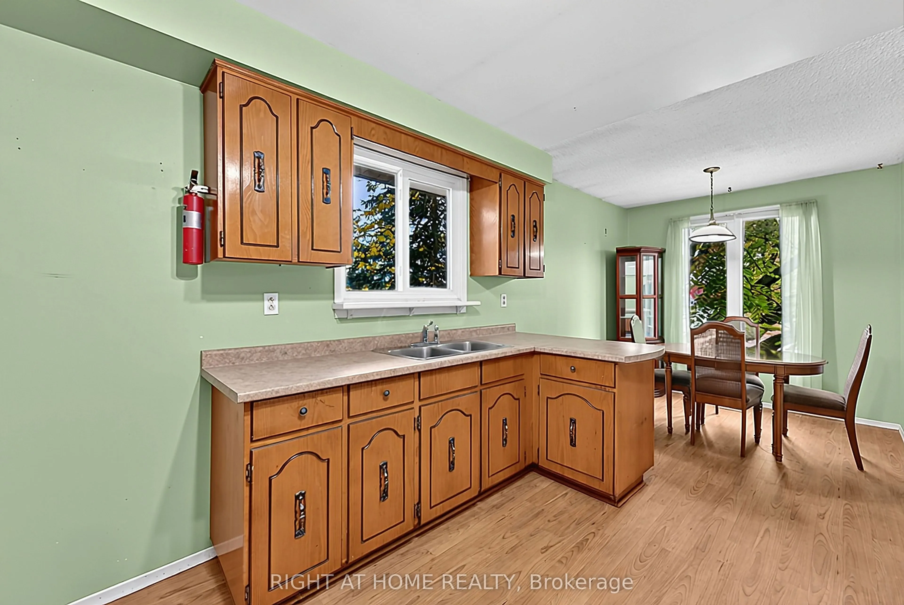 1080 County Road 42