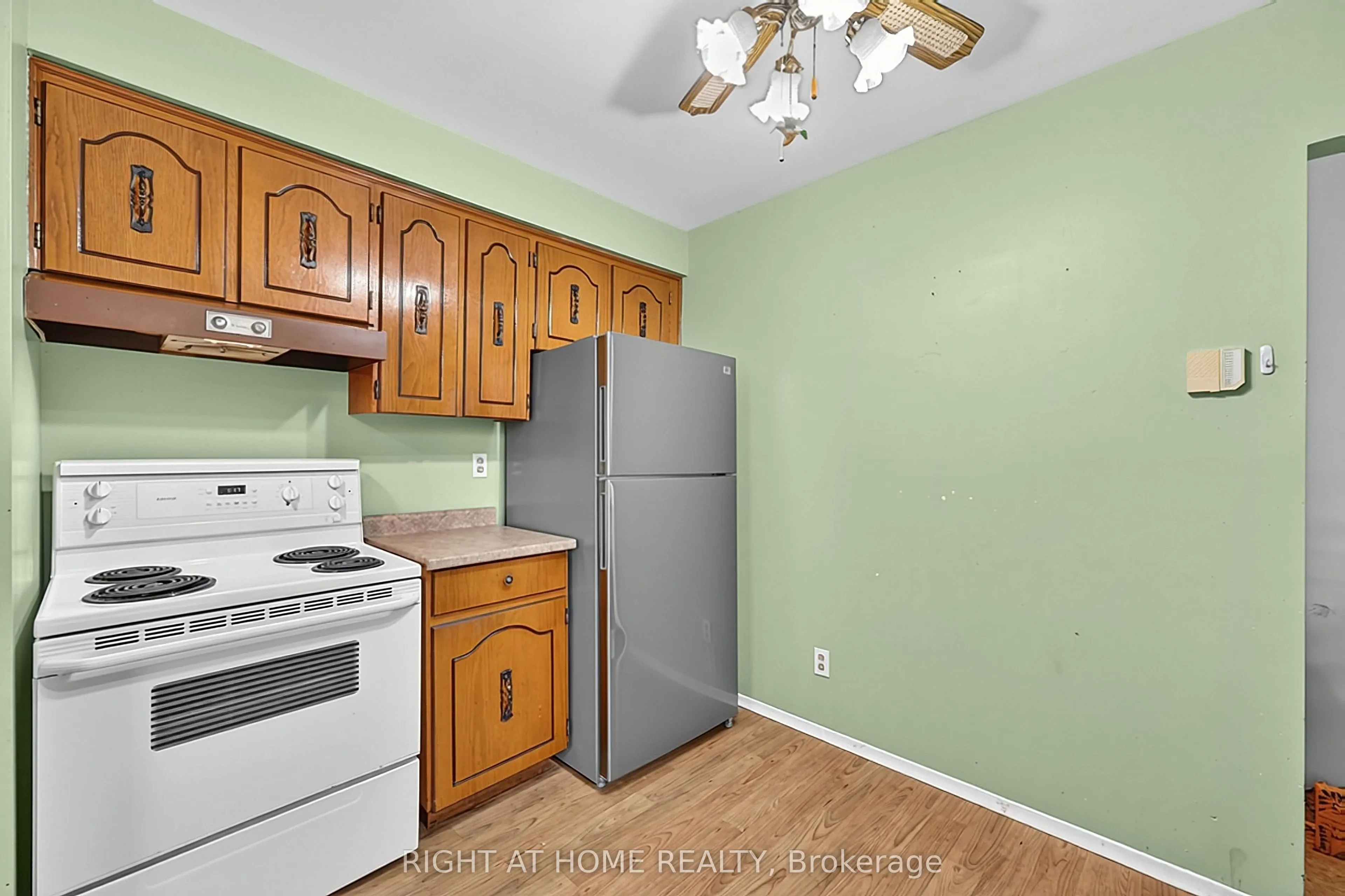 1080 County Road 42