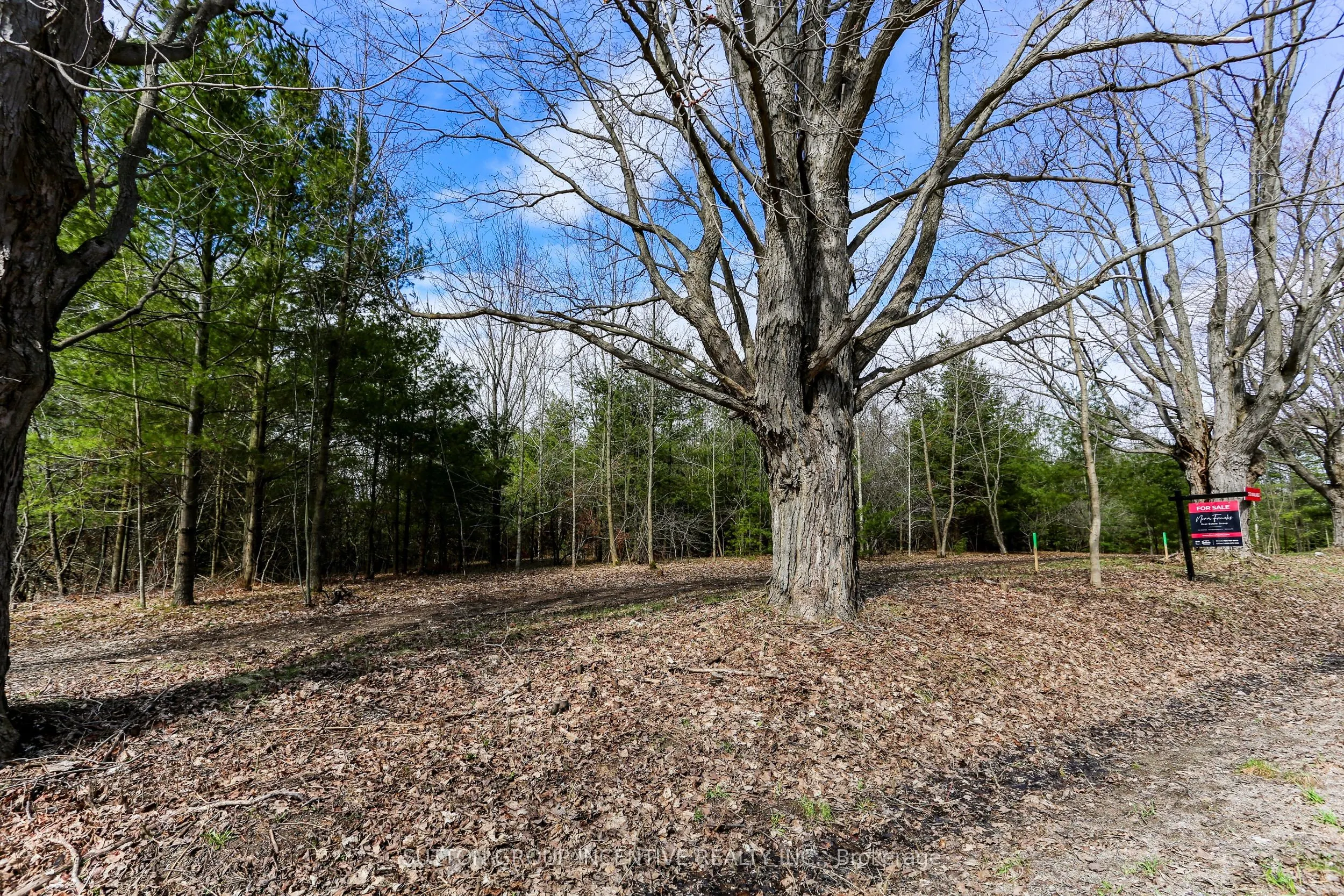 2790 Old Second Road S