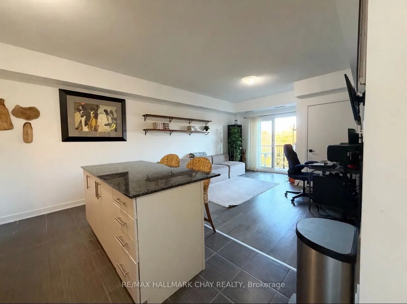 5 Chef Lane #304