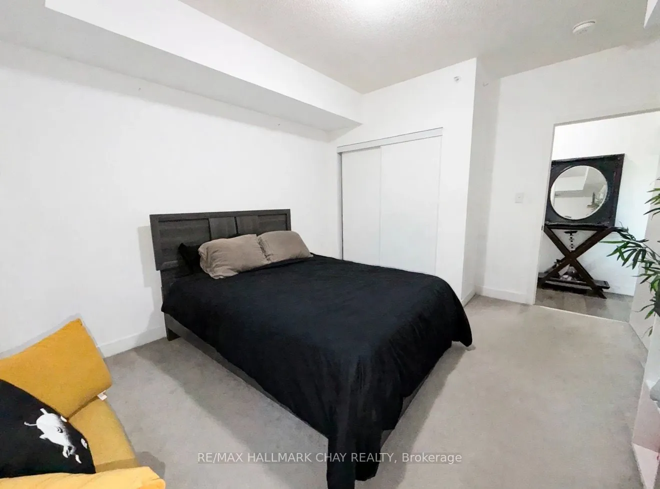 5 Chef Lane #304