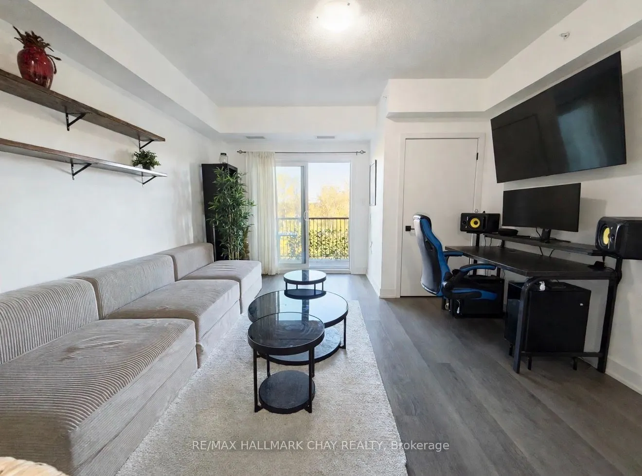 5 Chef Lane #304