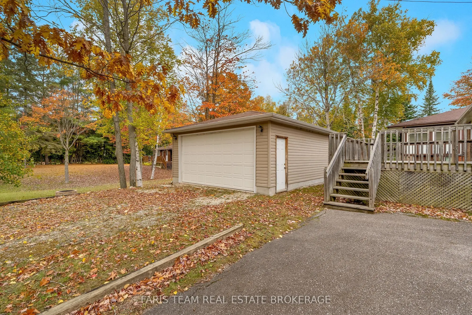 214 Leslie Street