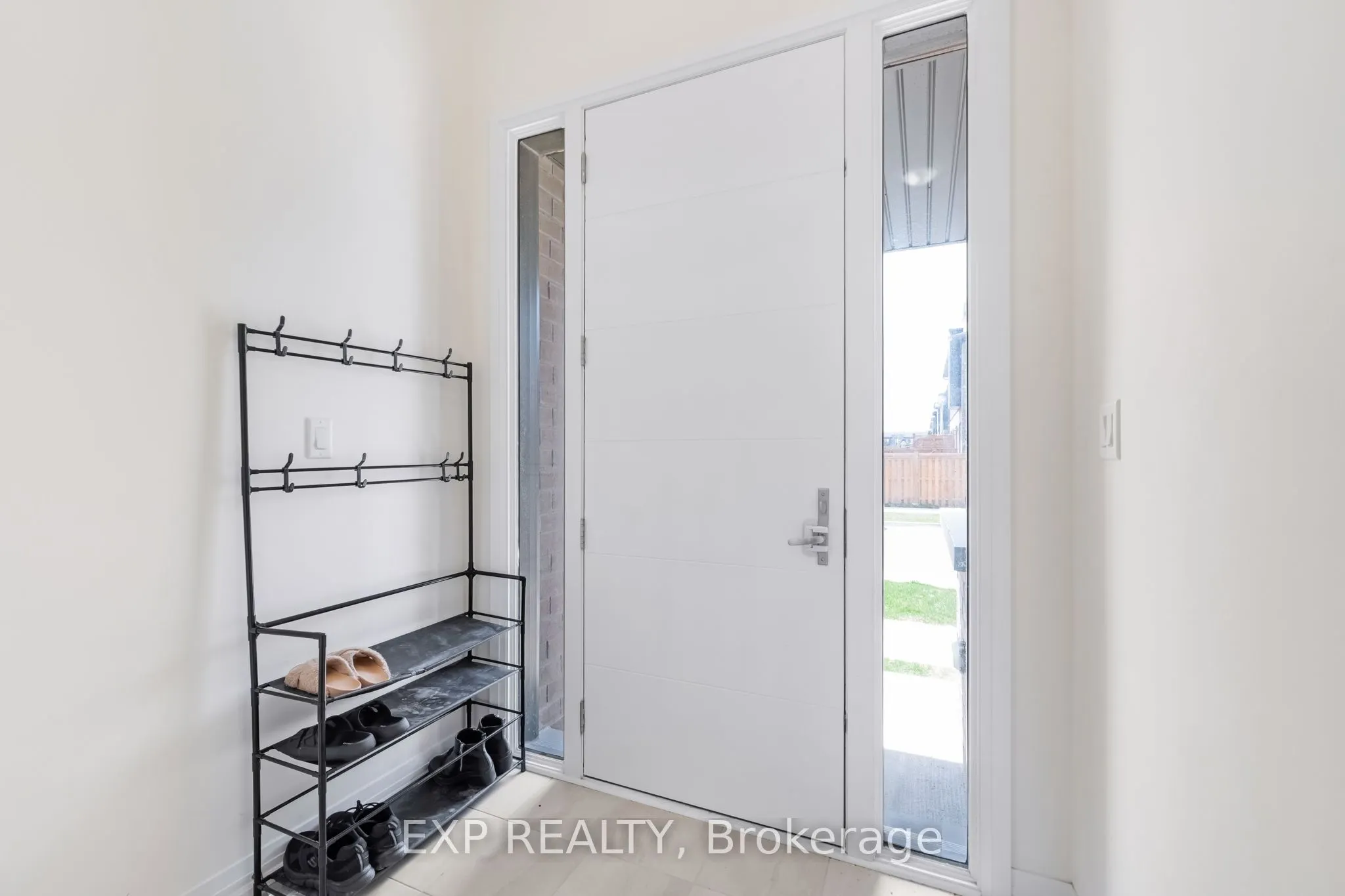 122 Turnberry Lane