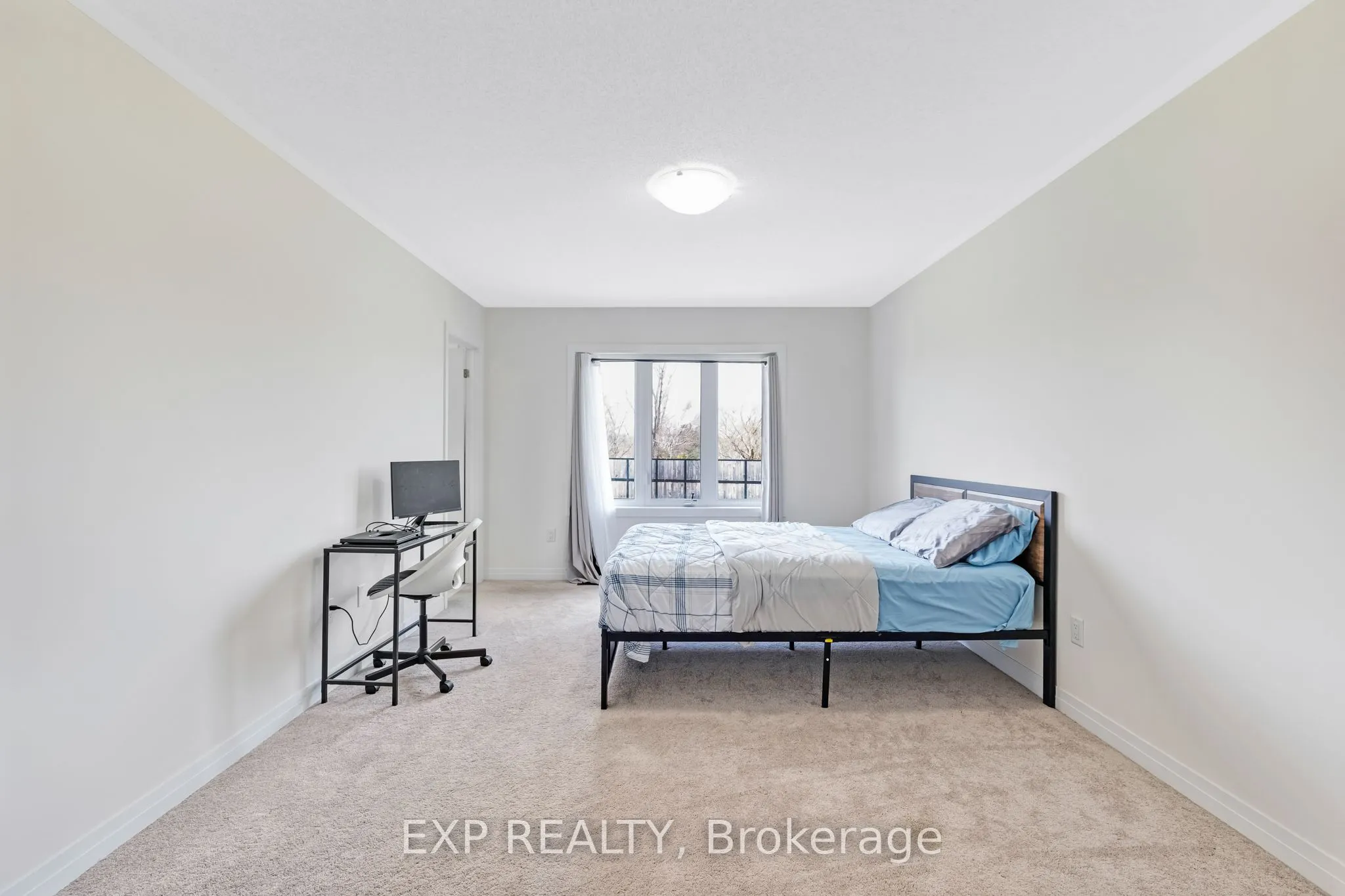 122 Turnberry Lane