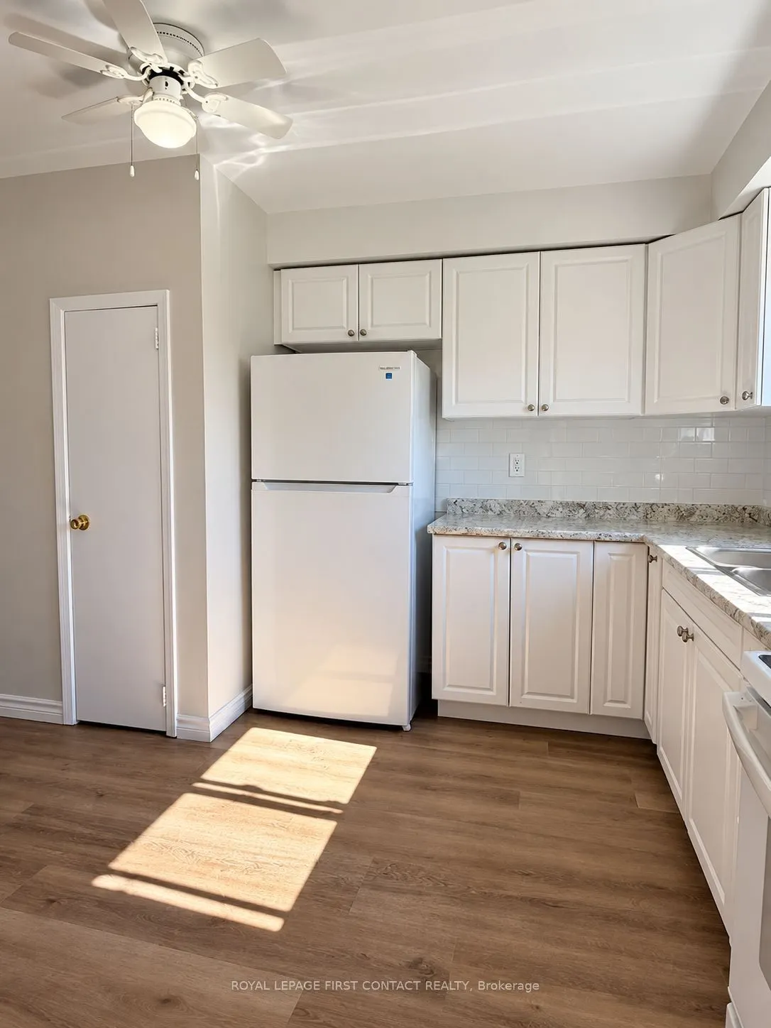 1095 Mississaga Street W #78
