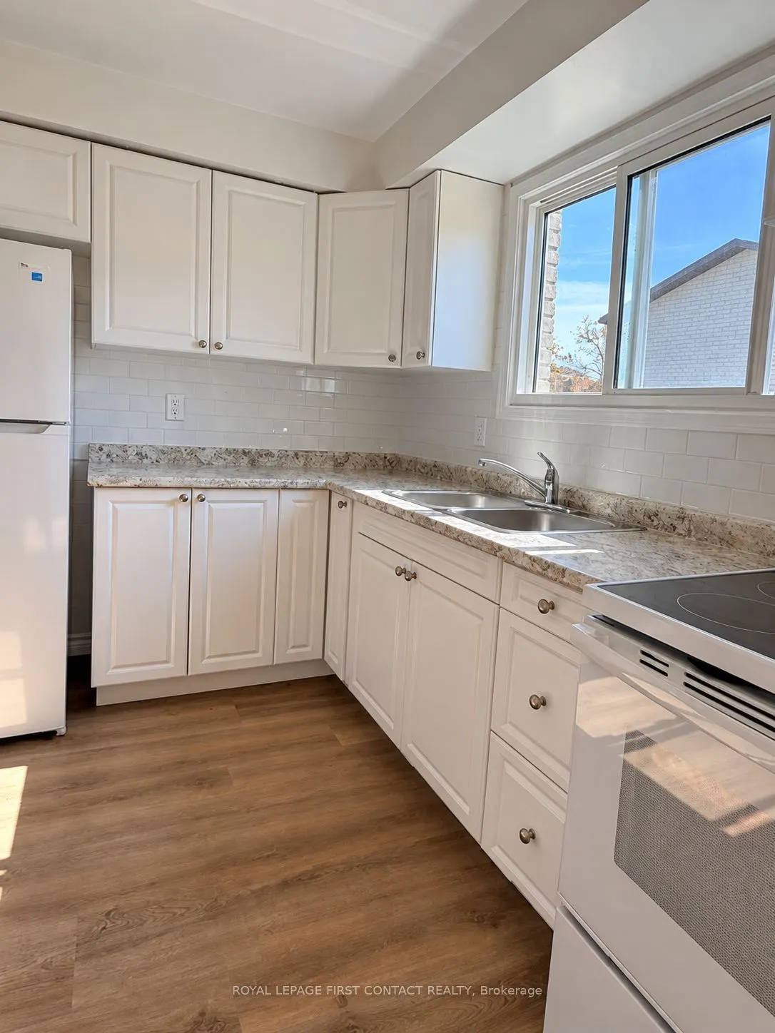 1095 Mississaga Street W #78