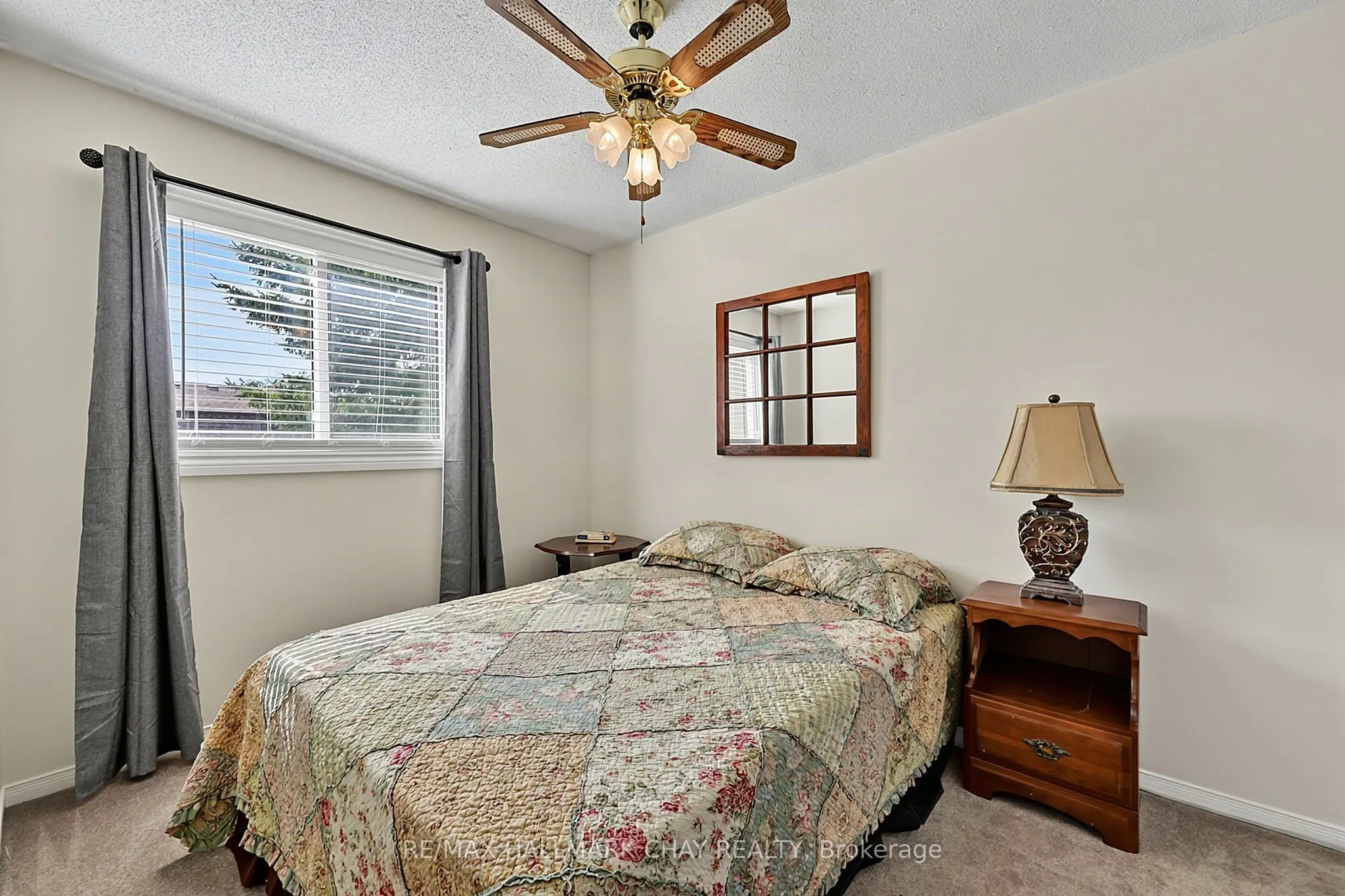 12 Grasett Crescent